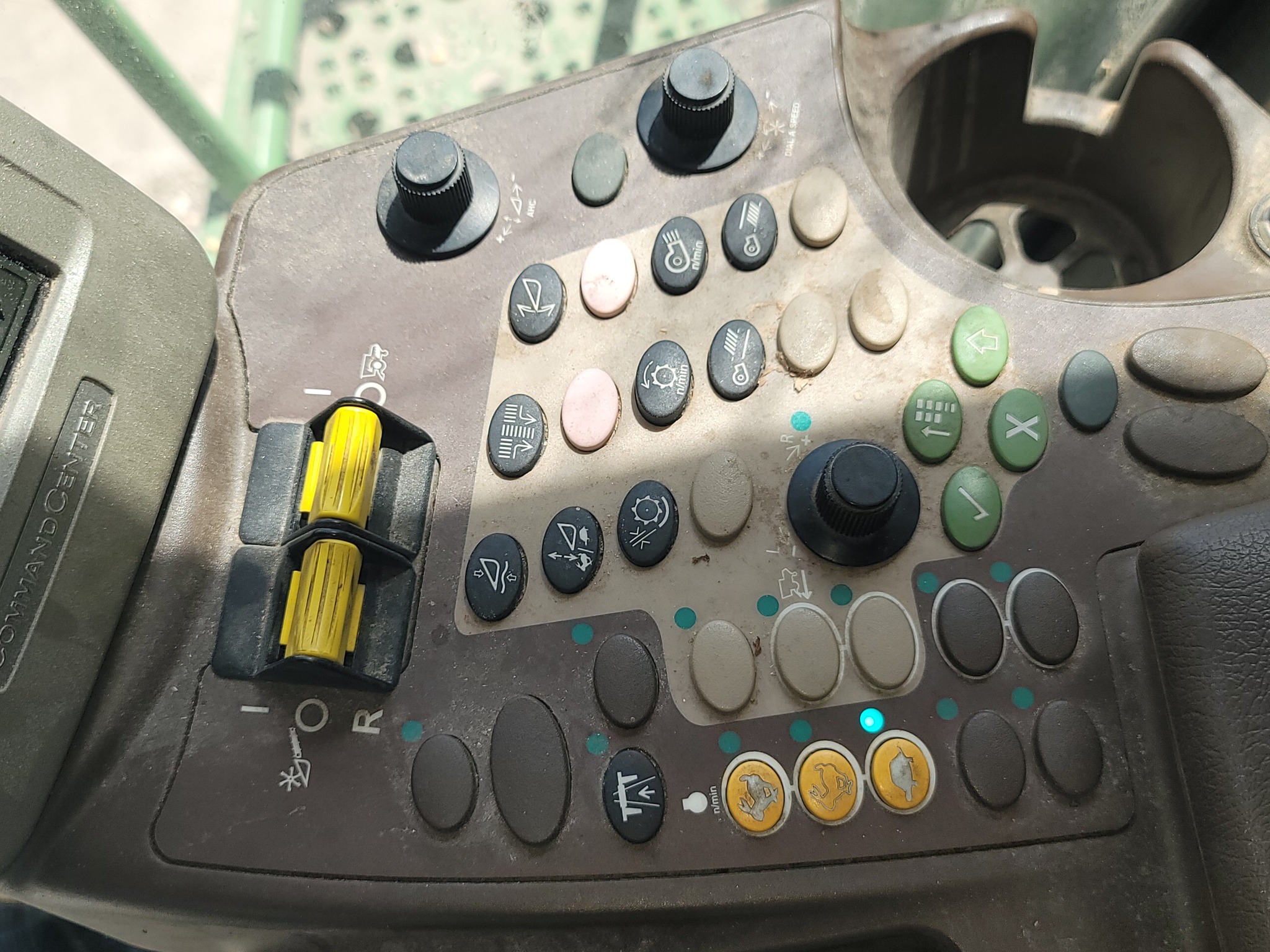2010 John Deere 9570 STS Image 31