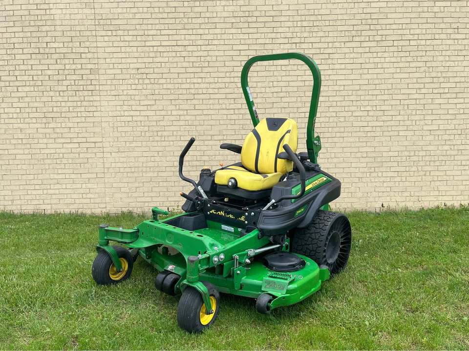 2021 John Deere Z960M Image 1