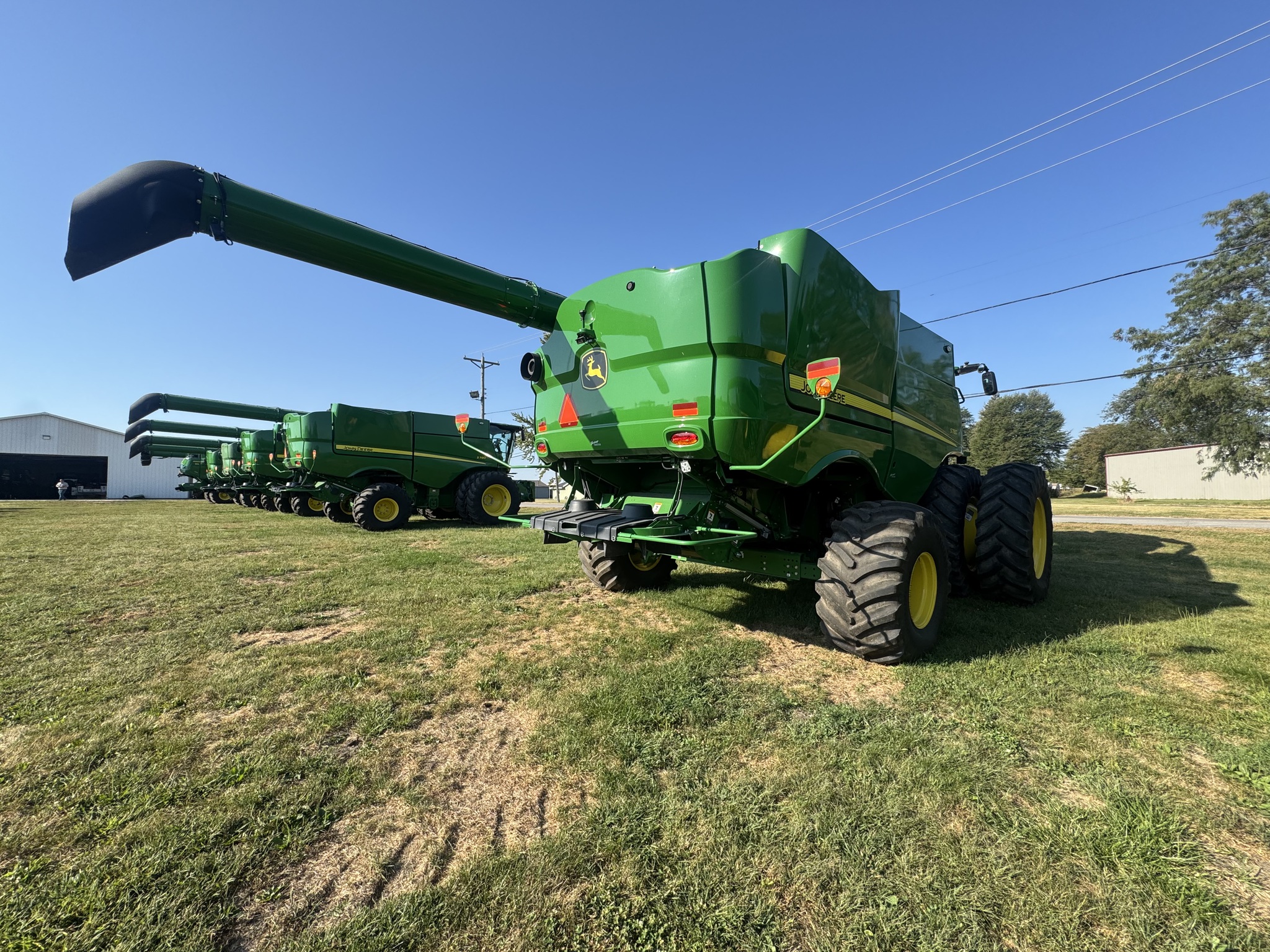  2024 John Deere S780 at Heritage Tractor in Monmouth, IL