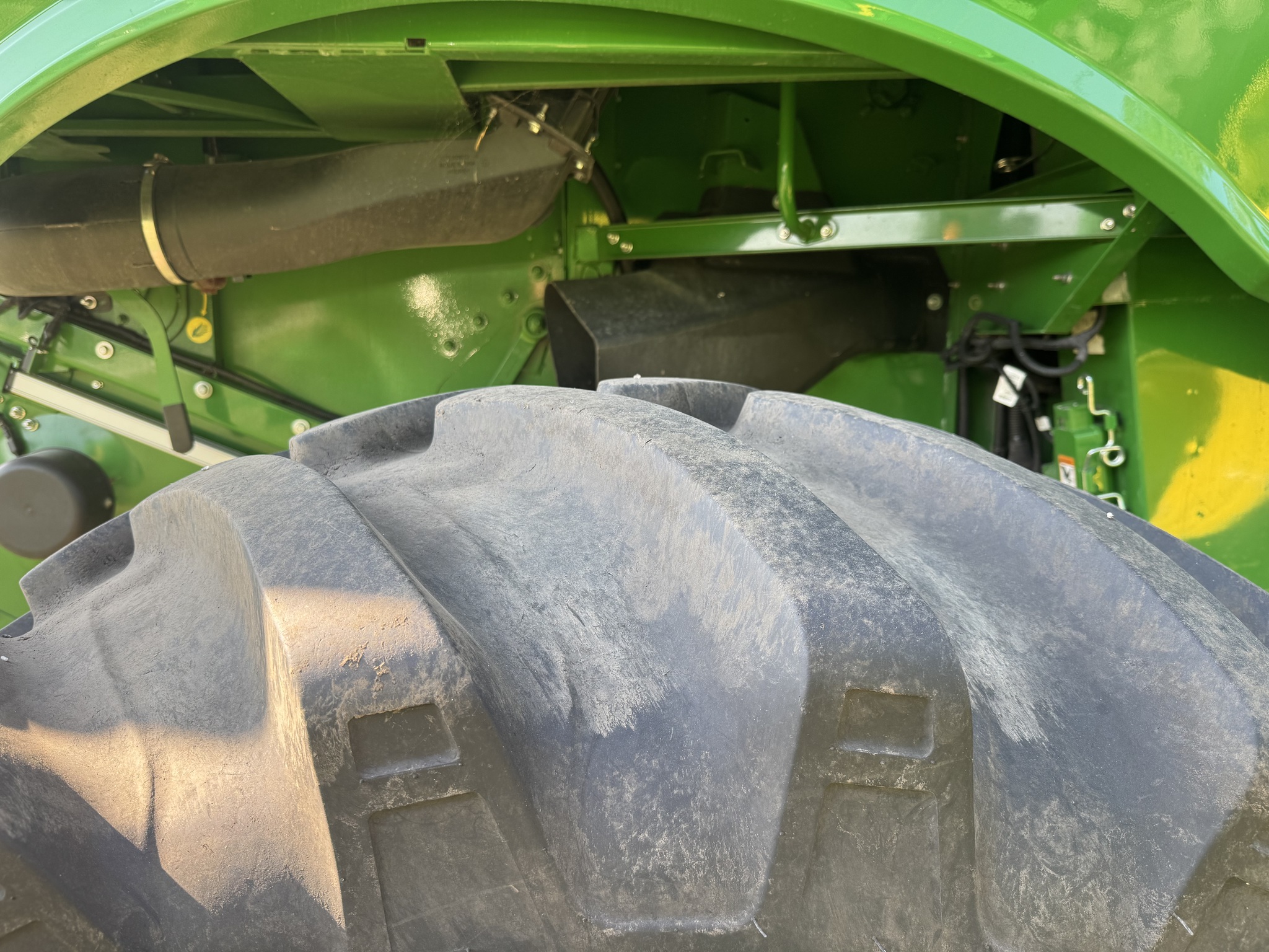  2024 John Deere S780 at Heritage Tractor in Monmouth, IL