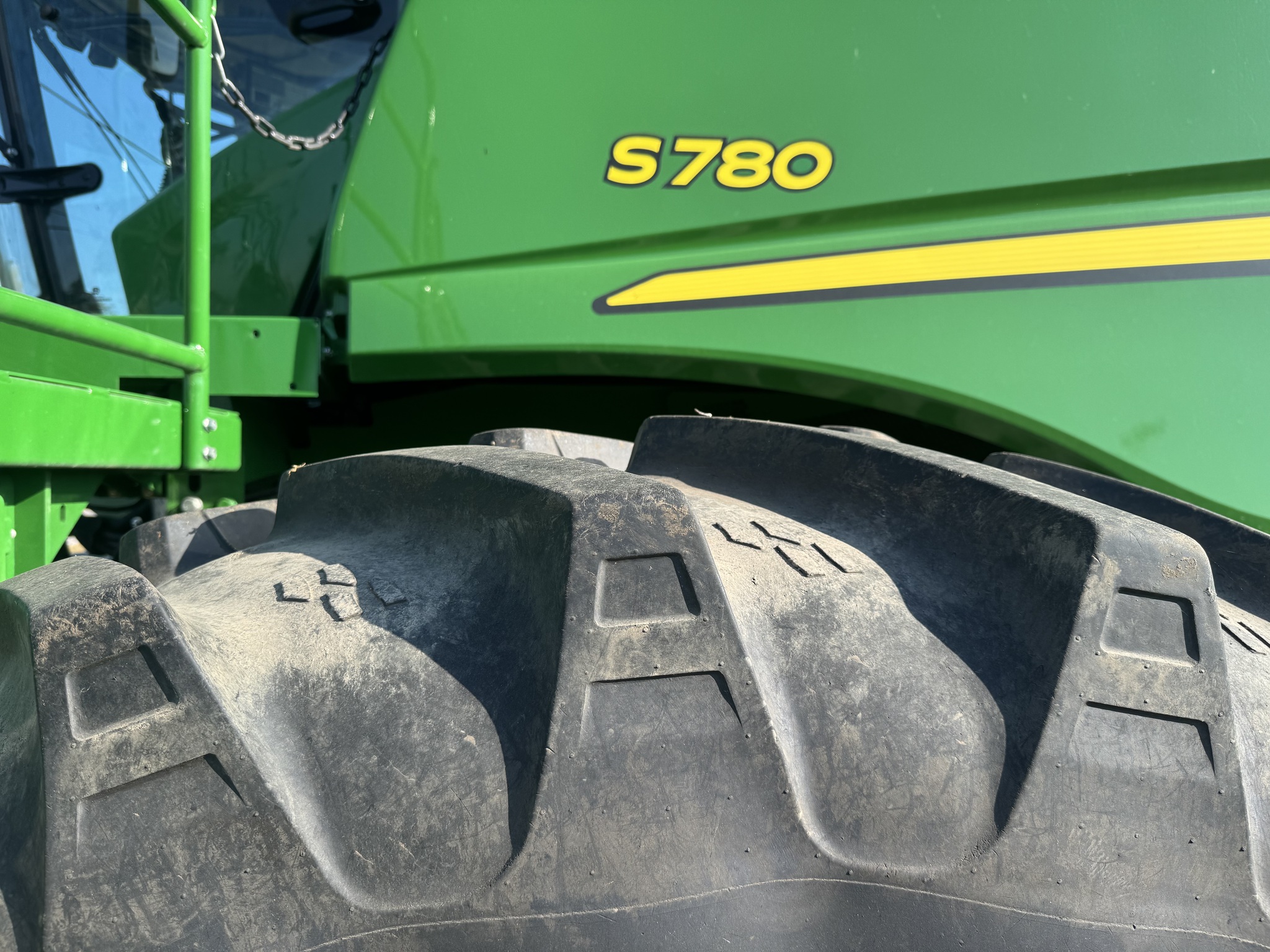  2024 John Deere S780 at Heritage Tractor in Monmouth, IL