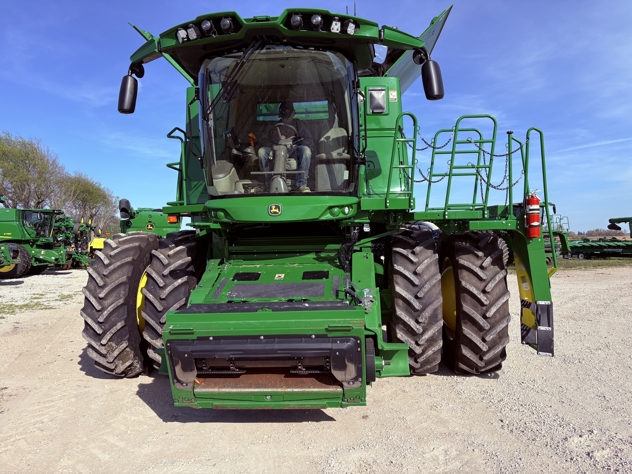  2024 John Deere S780 at Heritage Tractor in Kewanee, IL