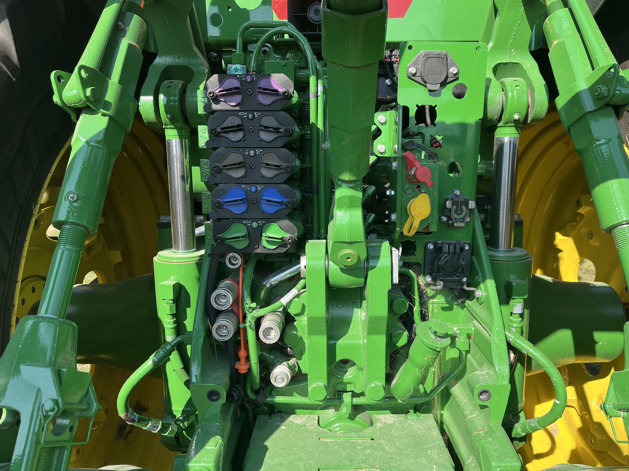  2024 John Deere 8R 370 at Heritage Tractor in Monmouth, IL
