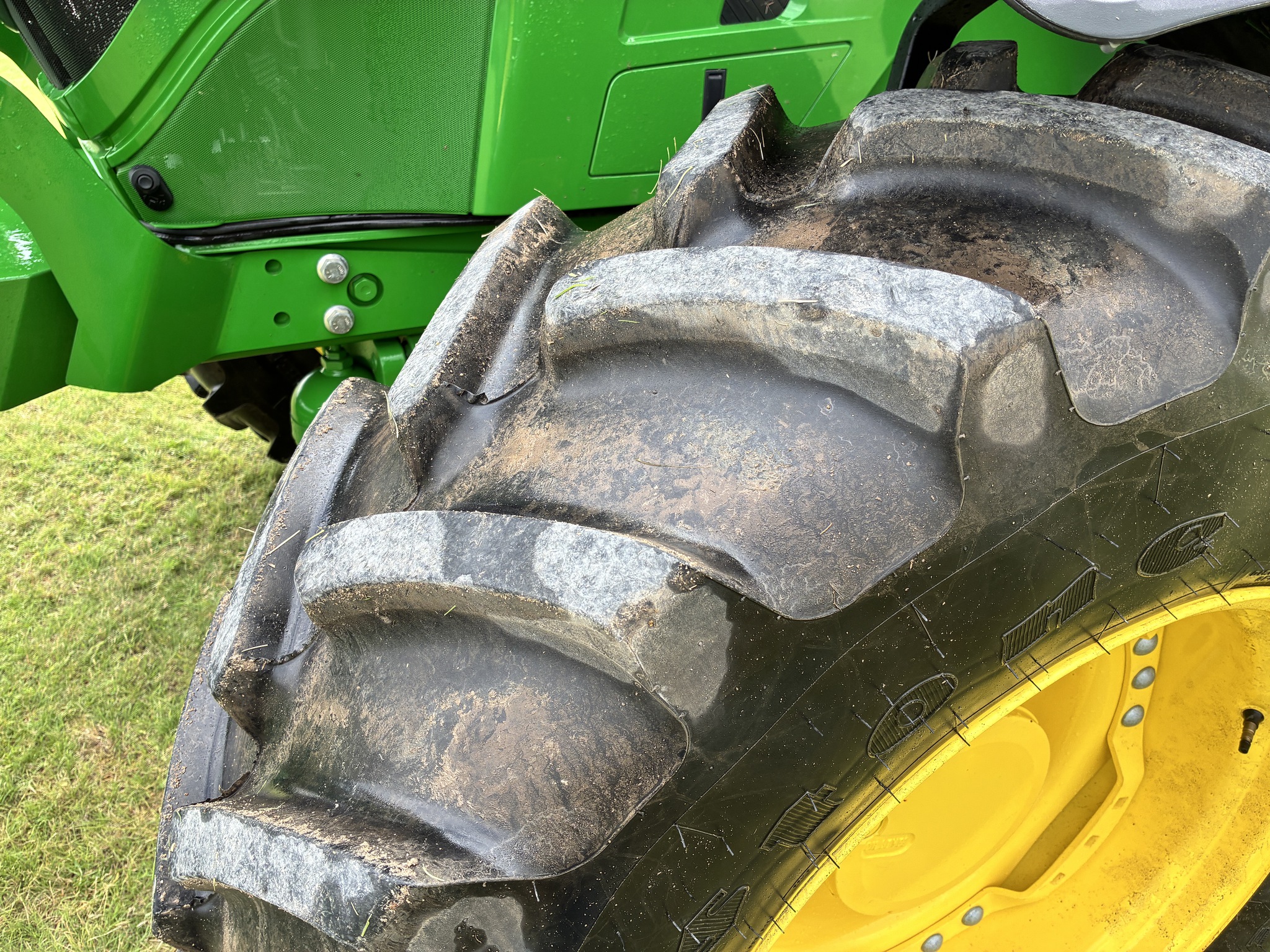2024 John Deere 6R 155 Image 12