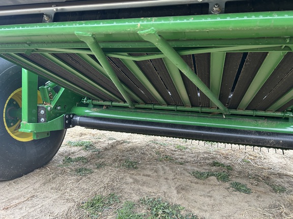 2024 John Deere 561M (7th thumbnail)
