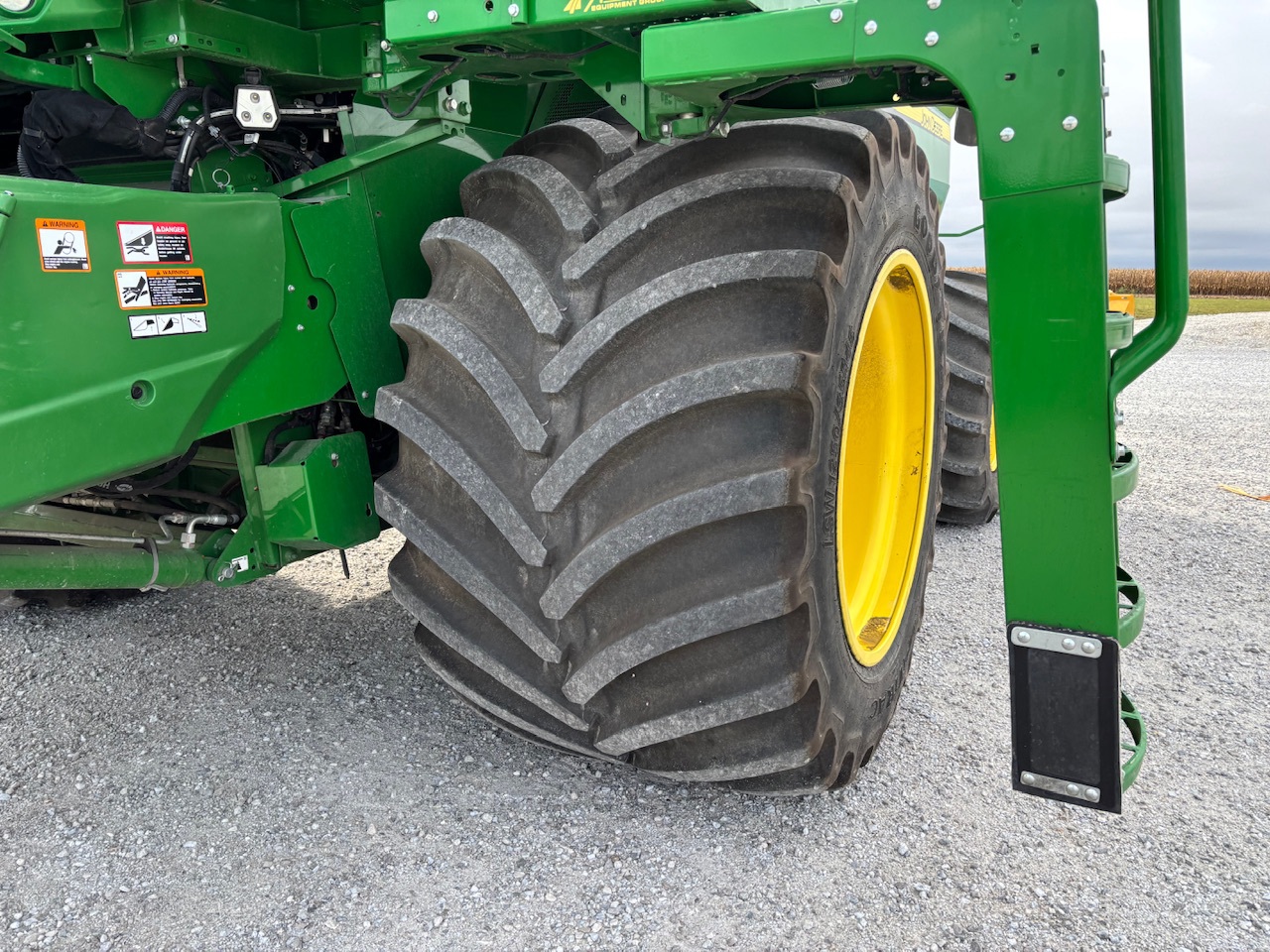  2022 John Deere S780 at Heritage Tractor in Macomb, IL