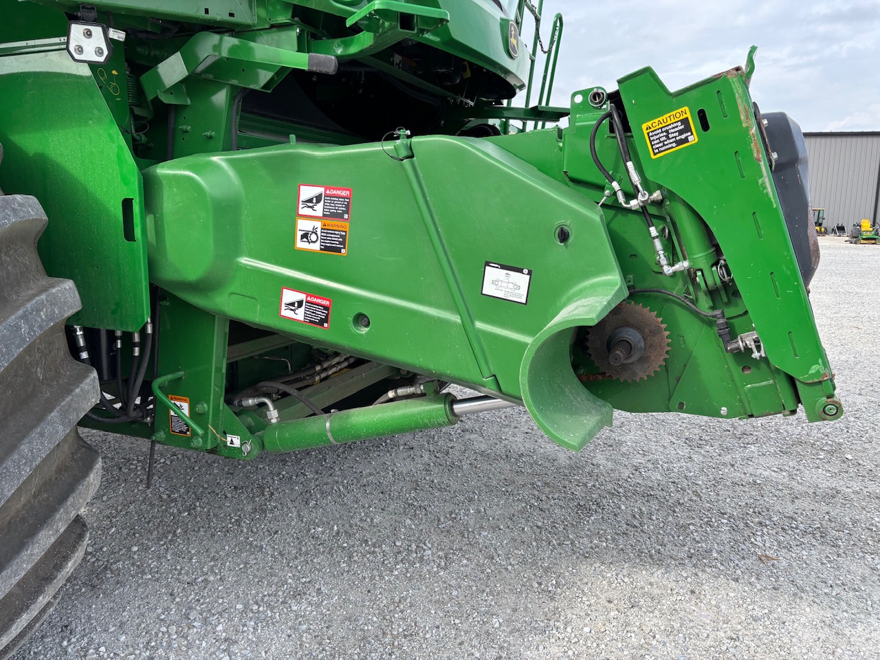  2022 John Deere S780 at Heritage Tractor in Macomb, IL