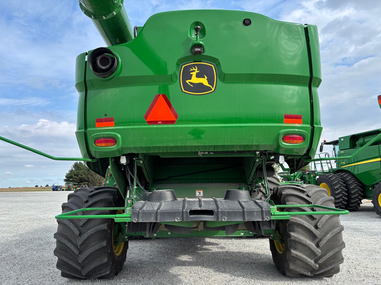  2022 John Deere S780 at Heritage Tractor in Macomb, IL
