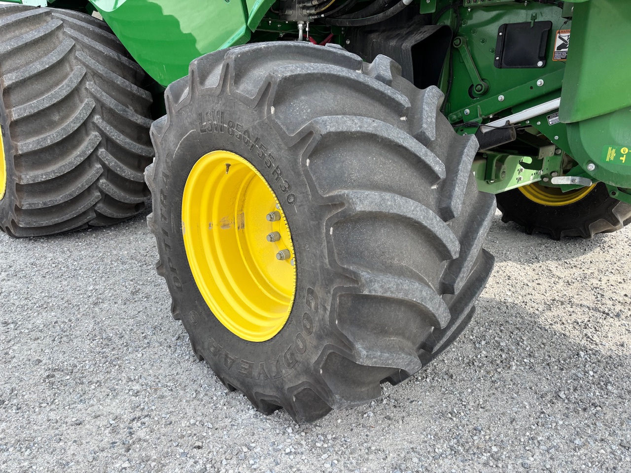  2022 John Deere S780 at Heritage Tractor in Macomb, IL