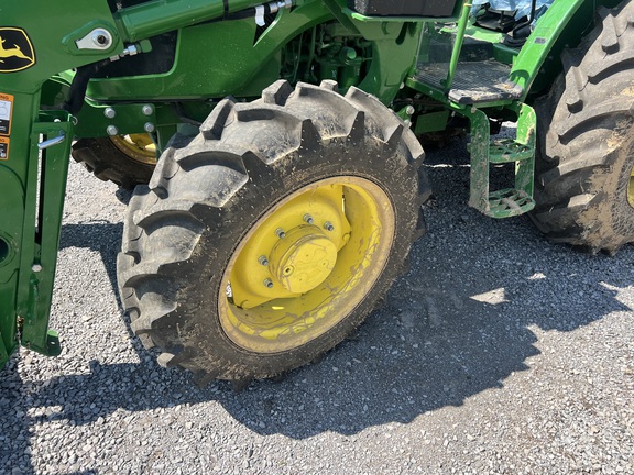 Photo of 2024 John Deere 5060E