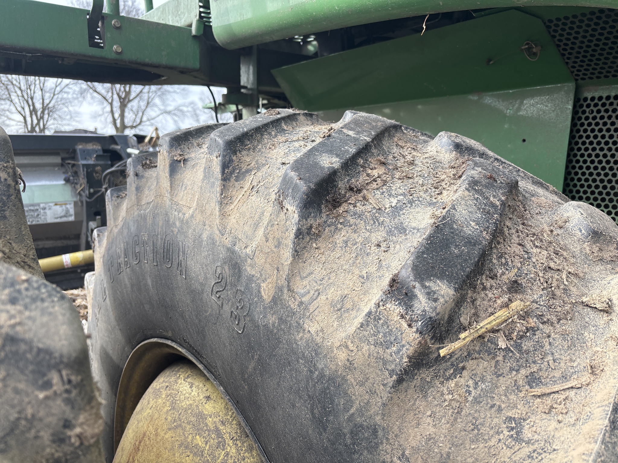Used 2000 John Deere 9650 STS Combines at Koenig Equipment in Franklin, IN - PhotoXL13