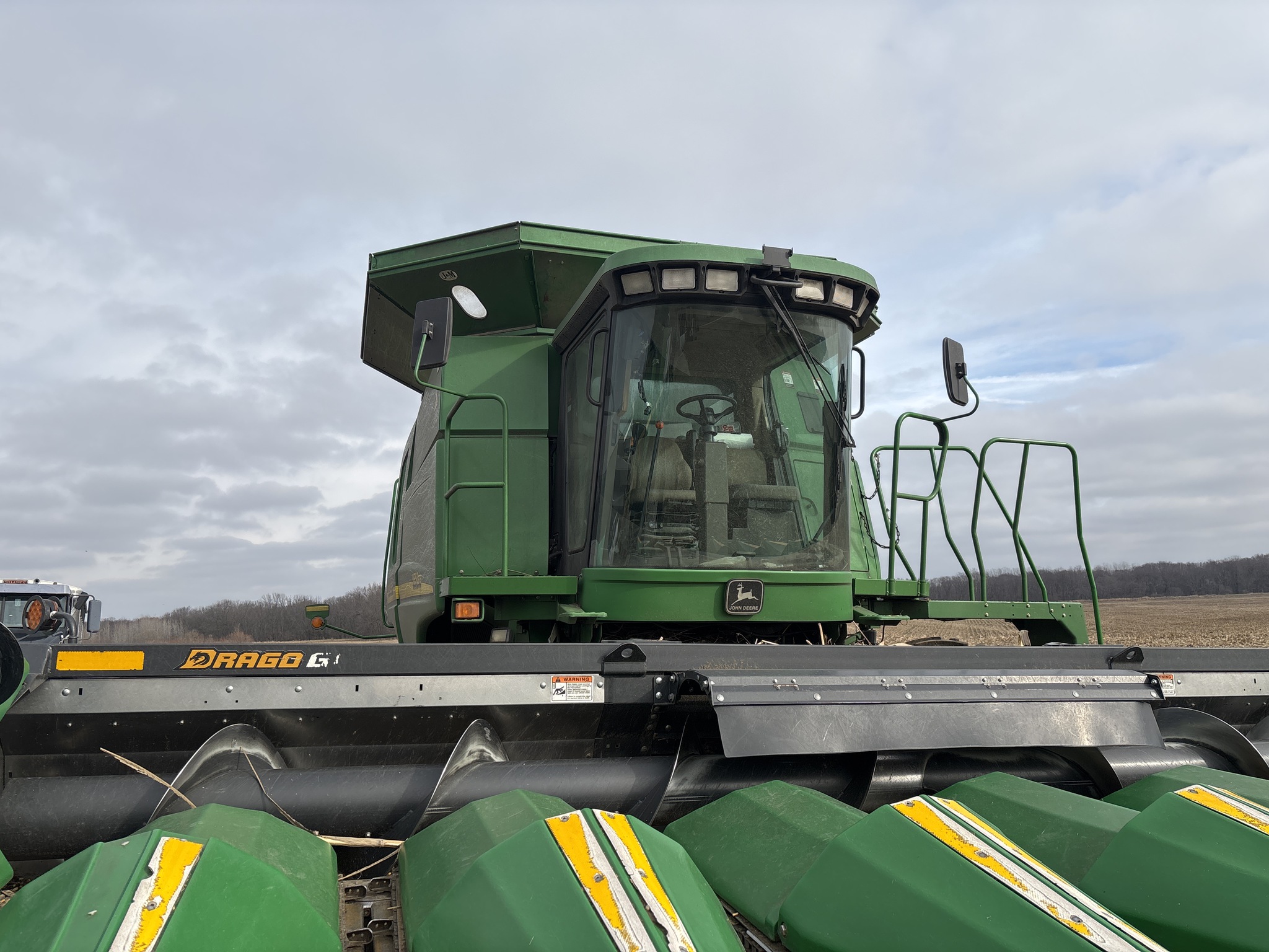 Used 2000 John Deere 9650 STS Combines at Koenig Equipment in Franklin, IN - PhotoXL22