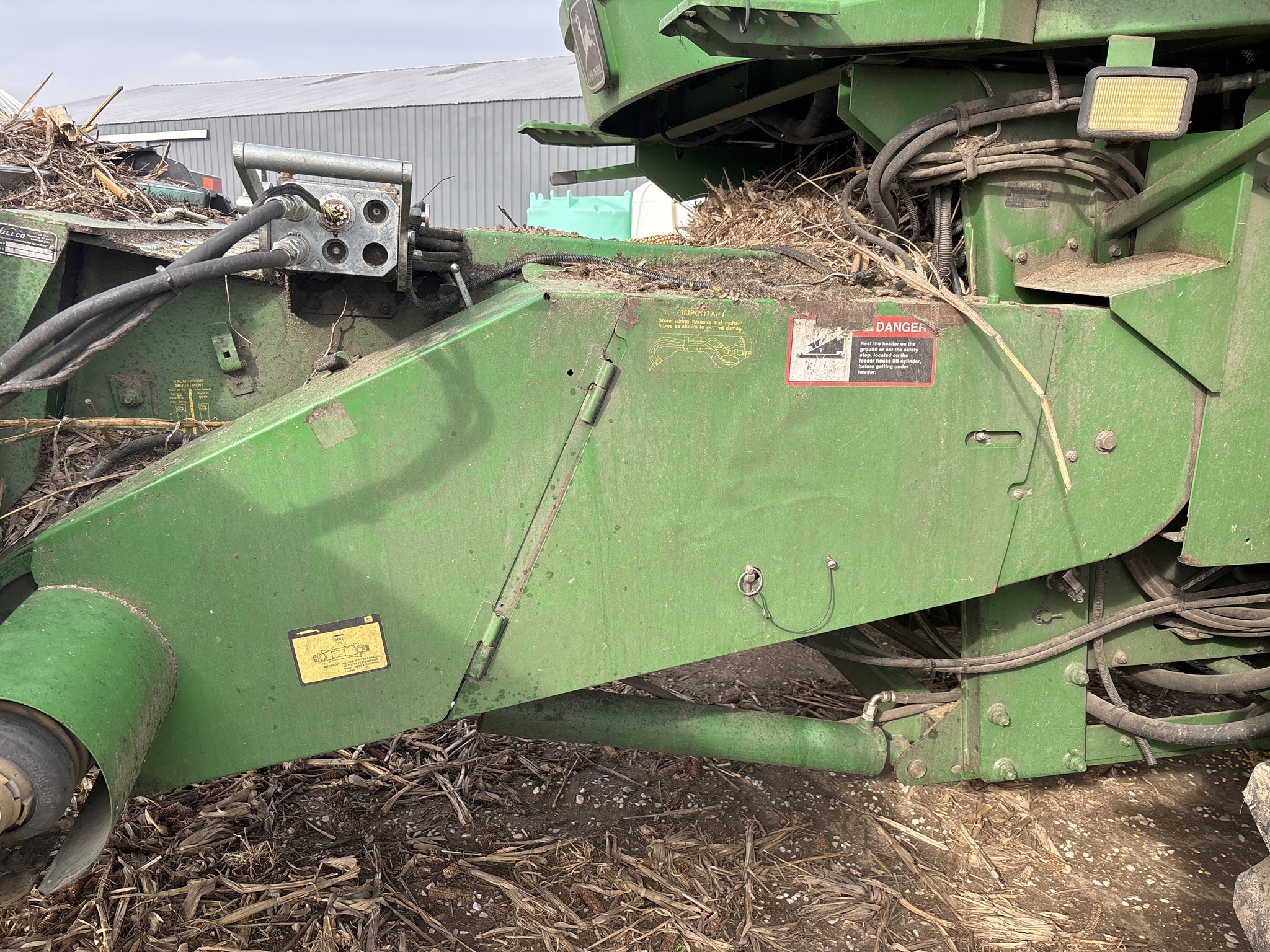 Used 2000 John Deere 9650 STS Combines at Koenig Equipment in Franklin, IN - PhotoXL23