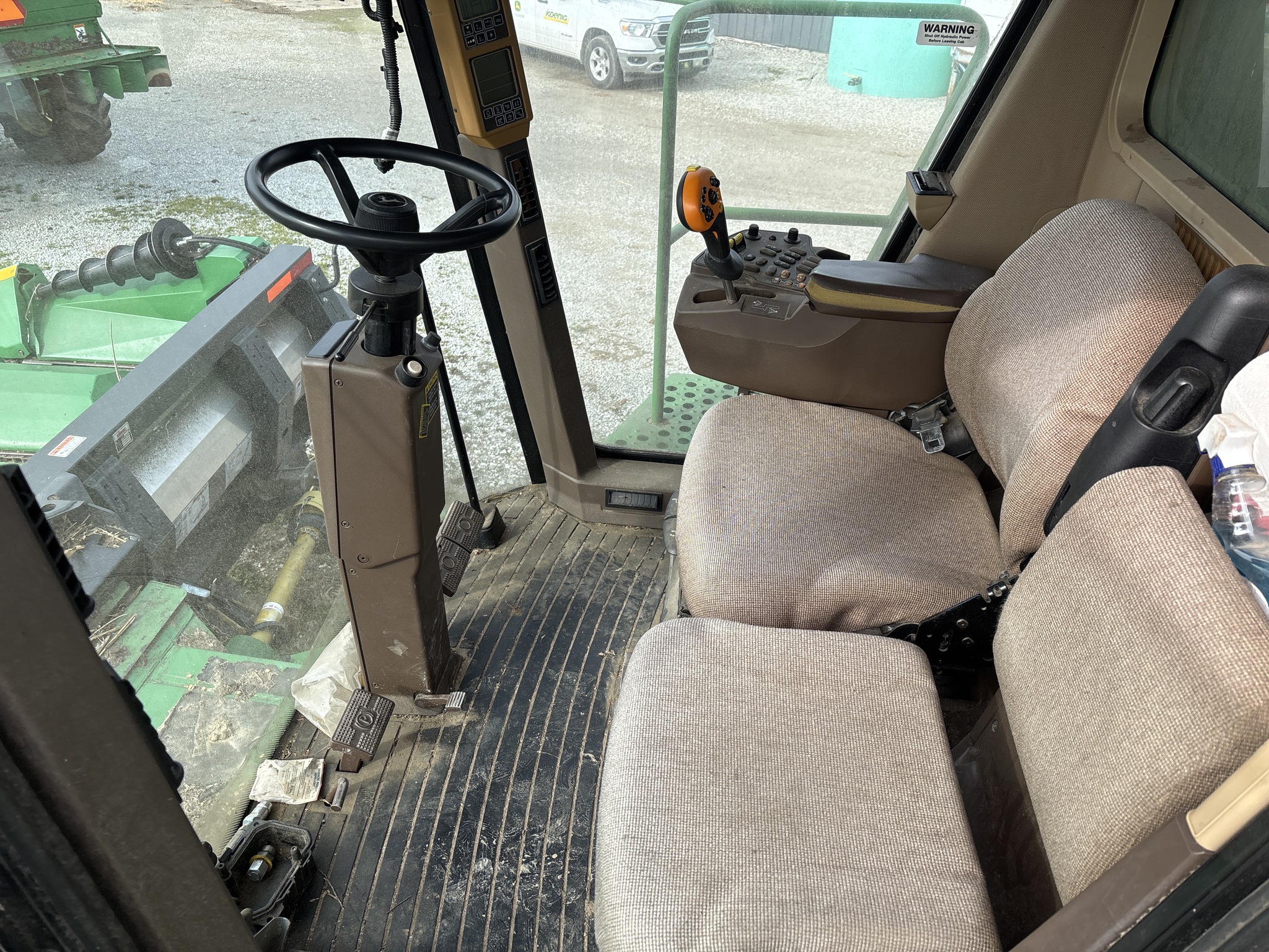 Used 2000 John Deere 9650 STS Combines at Koenig Equipment in Franklin, IN - PhotoXL28