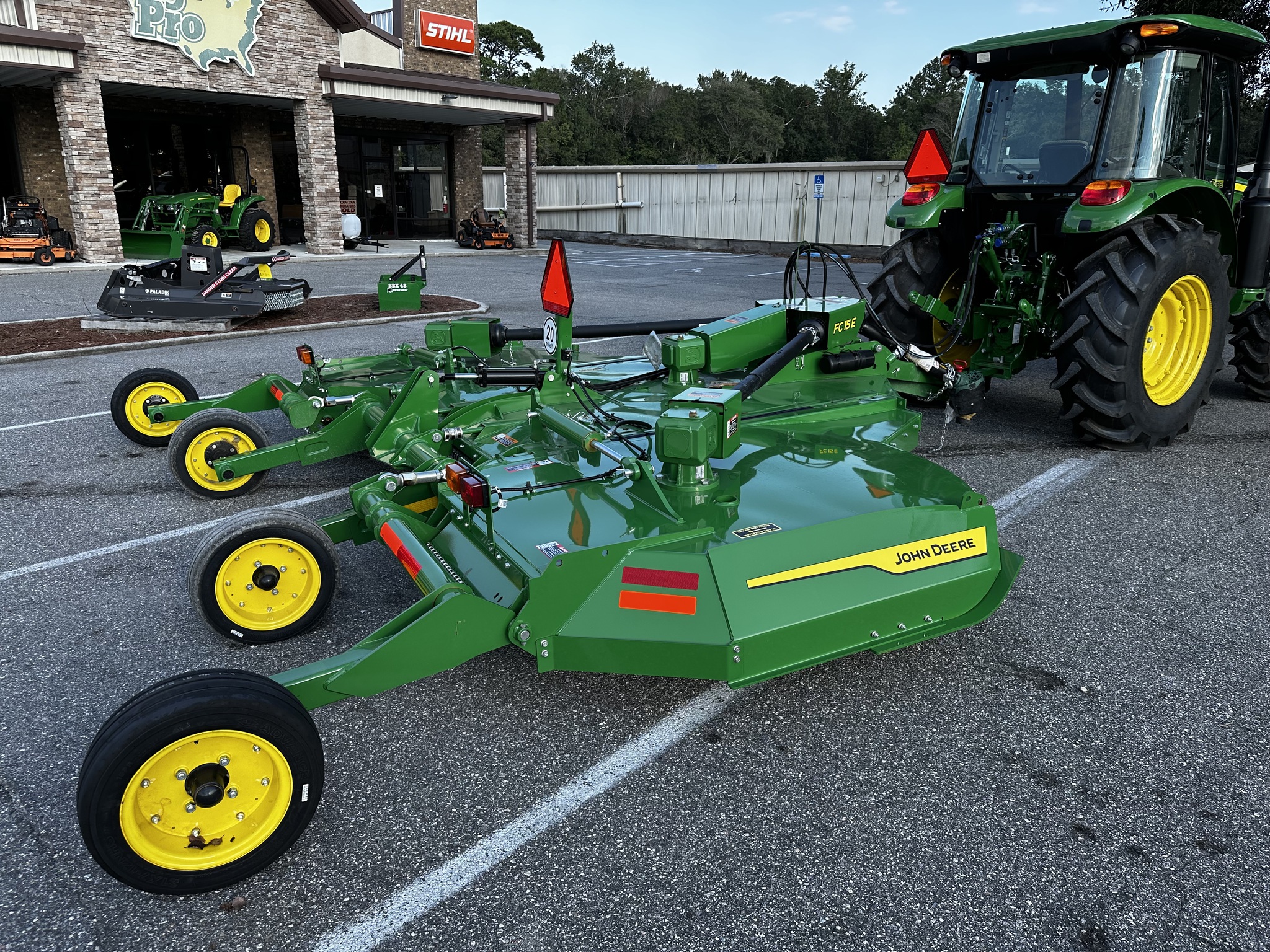 2025 John Deere 5090E Image 6