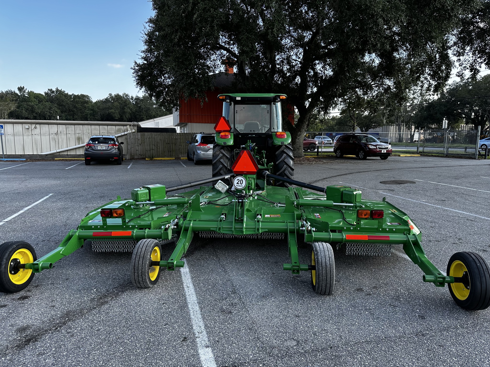 2025 John Deere 5090E Image 7
