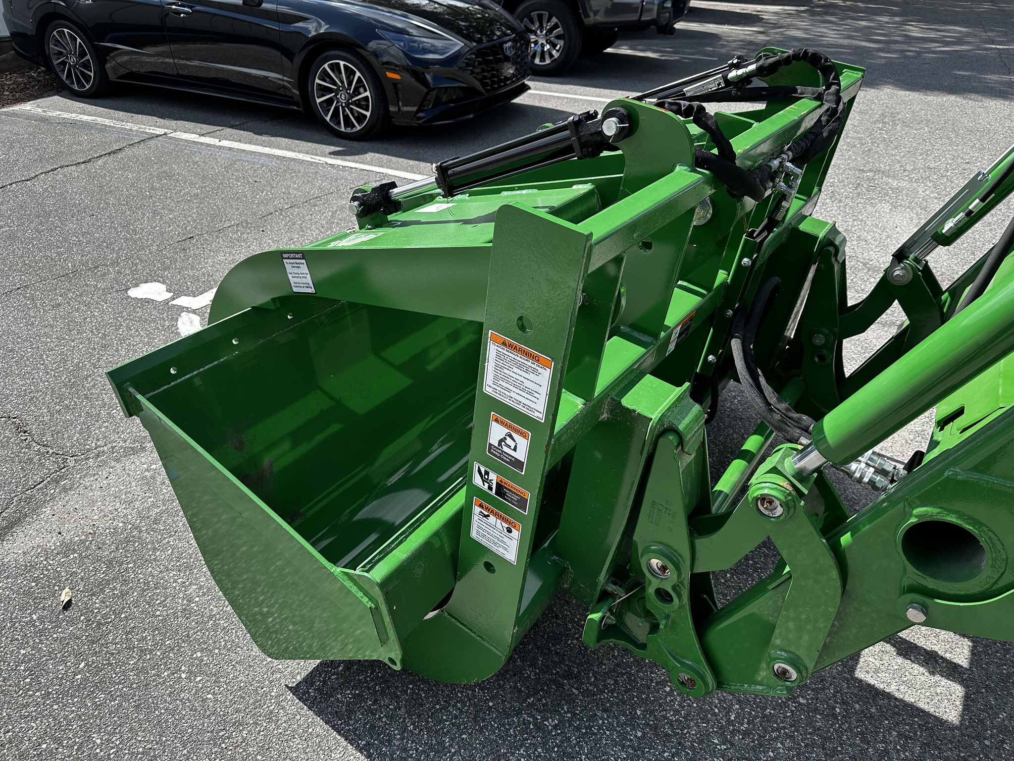 2025 John Deere 5060E Image 10