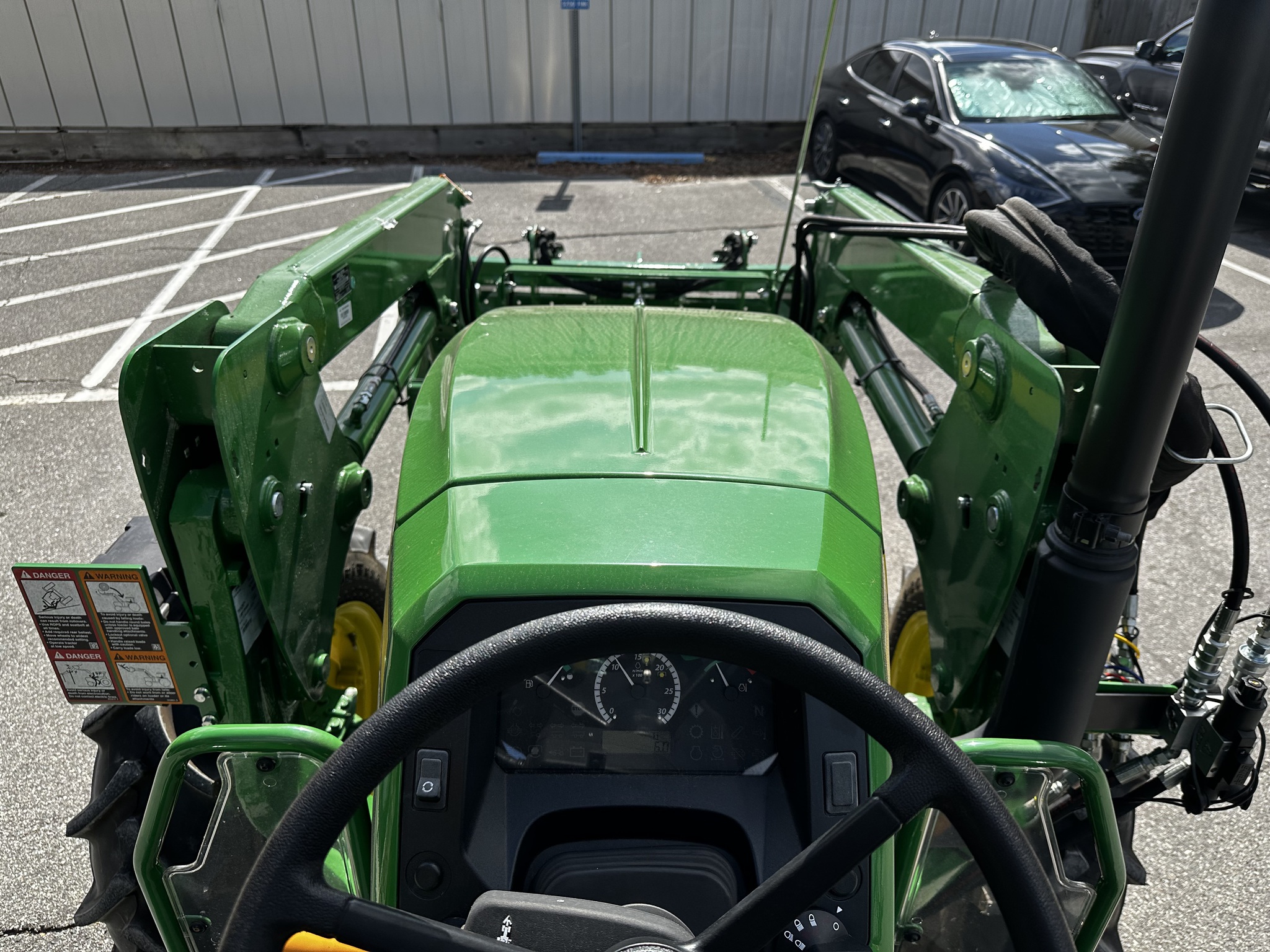 2025 John Deere 5060E Image 11