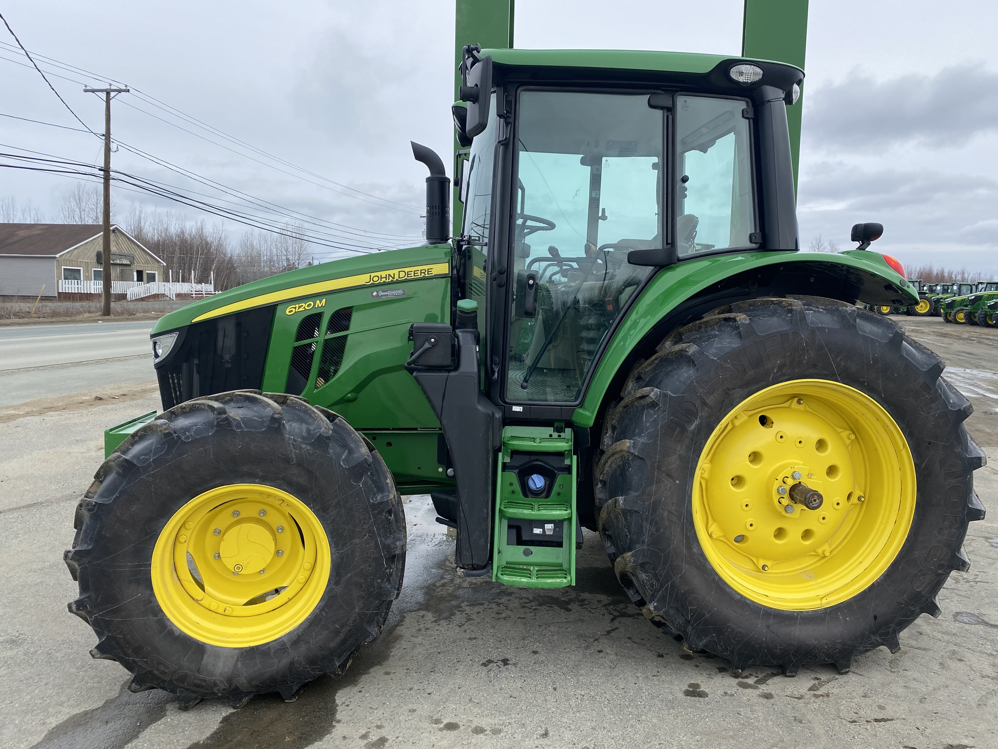 2024 John Deere 6120M Image 4