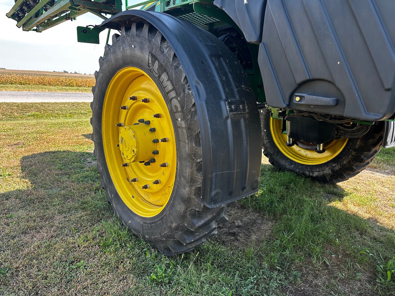  2021 John Deere R4060 at Heritage Tractor in Galesburg, IL
