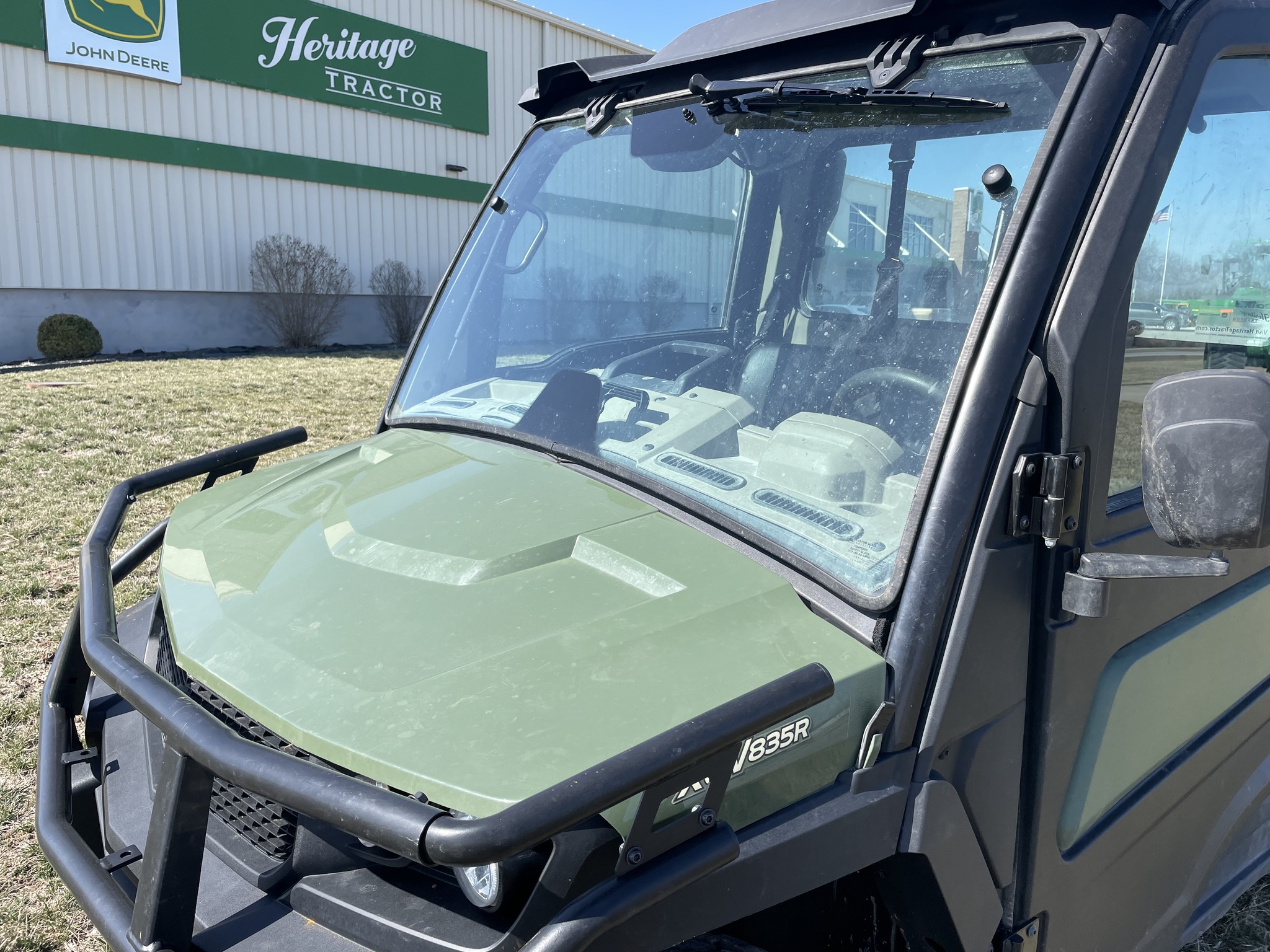  2024 John Deere XUV 835R at Heritage Tractor in Adrian, MO