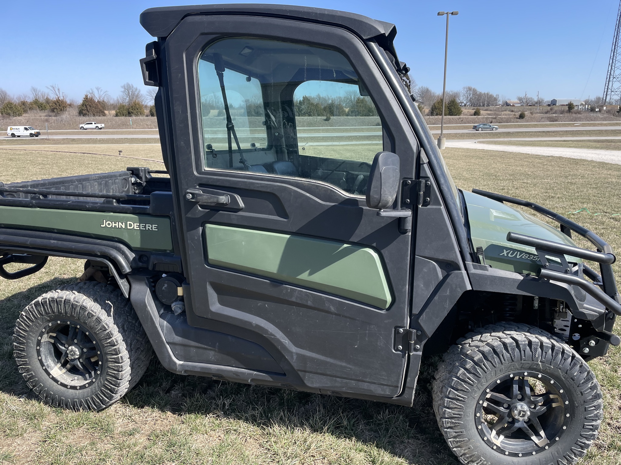  2024 John Deere XUV 835R at Heritage Tractor in Adrian, MO