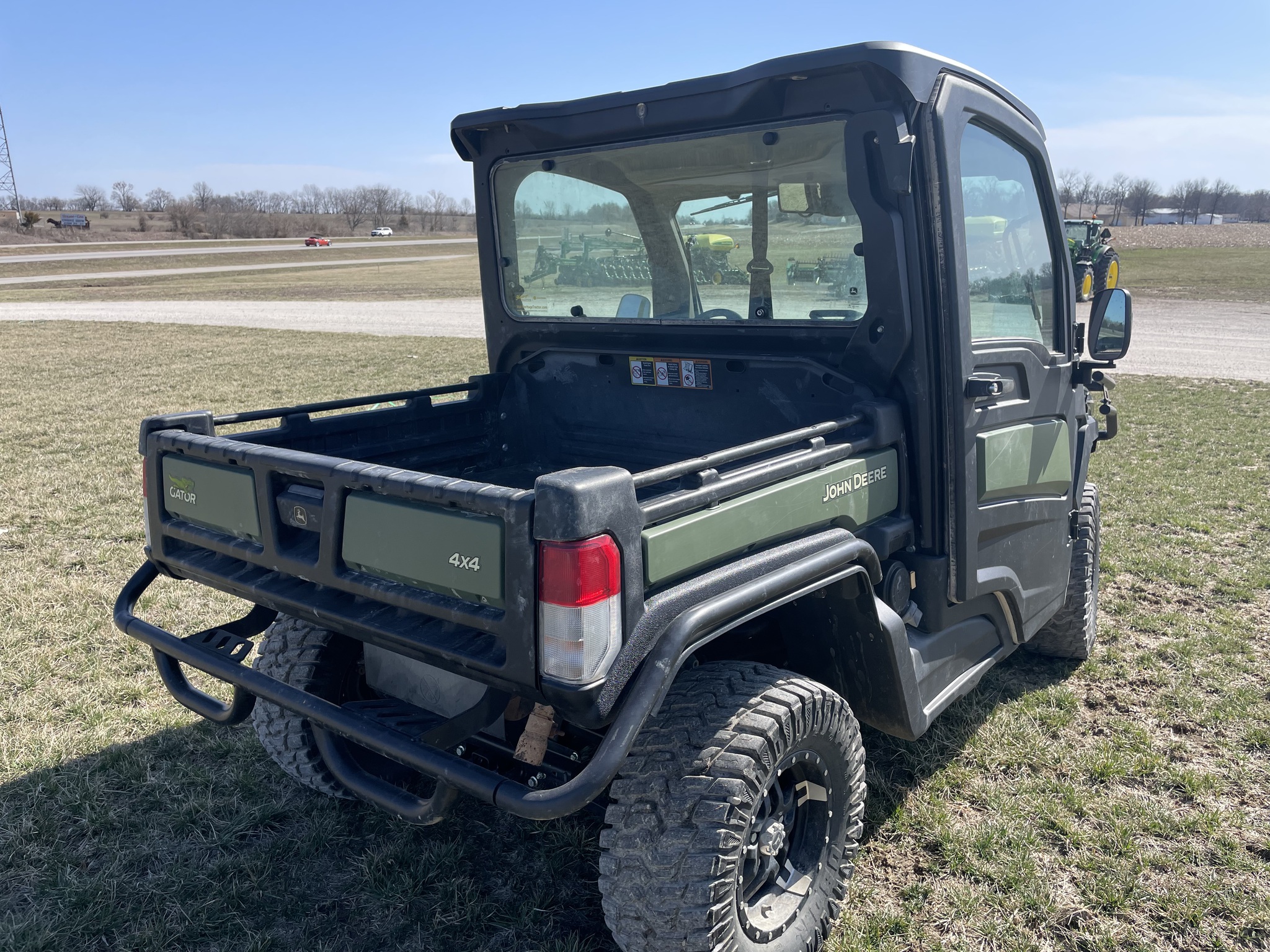  2024 John Deere XUV 835R at Heritage Tractor in Adrian, MO