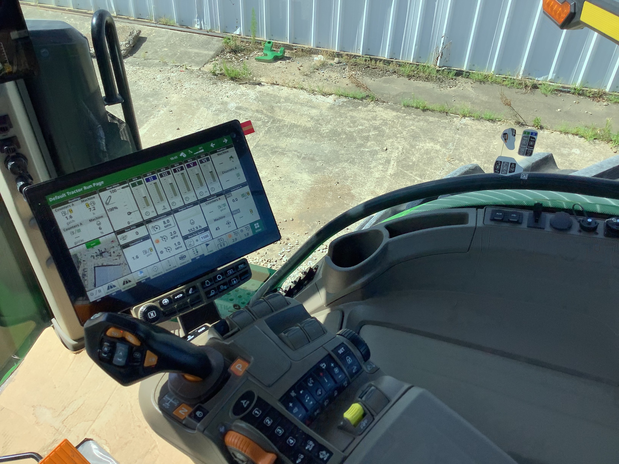2024 John Deere 8R 370 Image 17