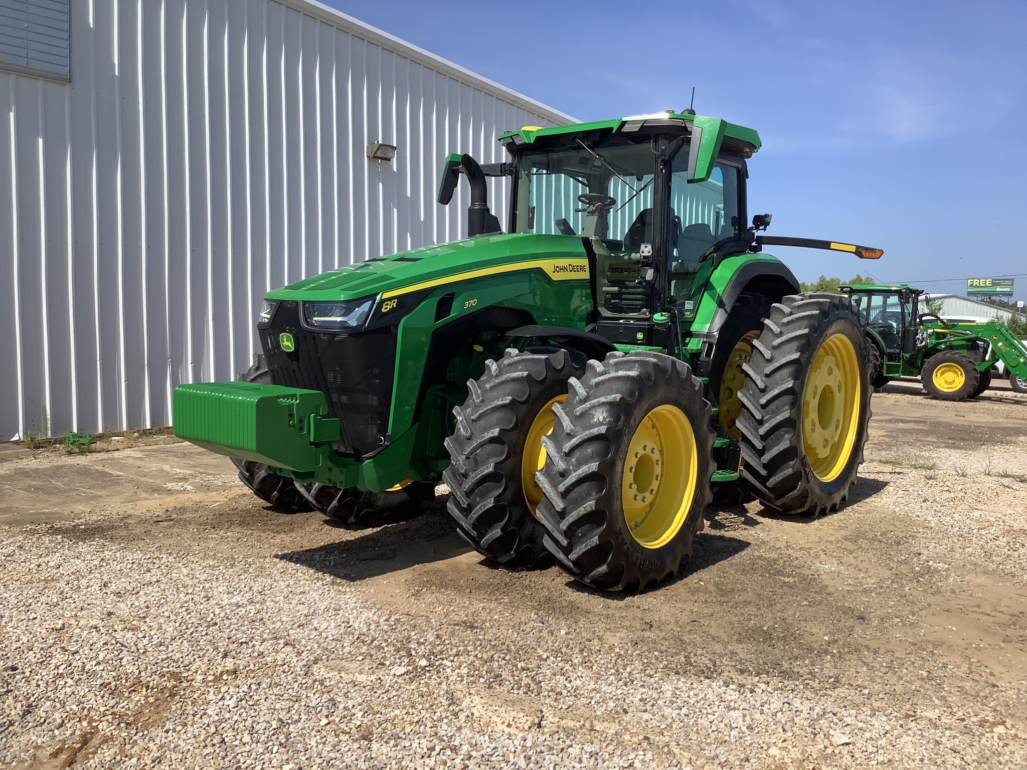 2024 John Deere 8R 370 Image 5
