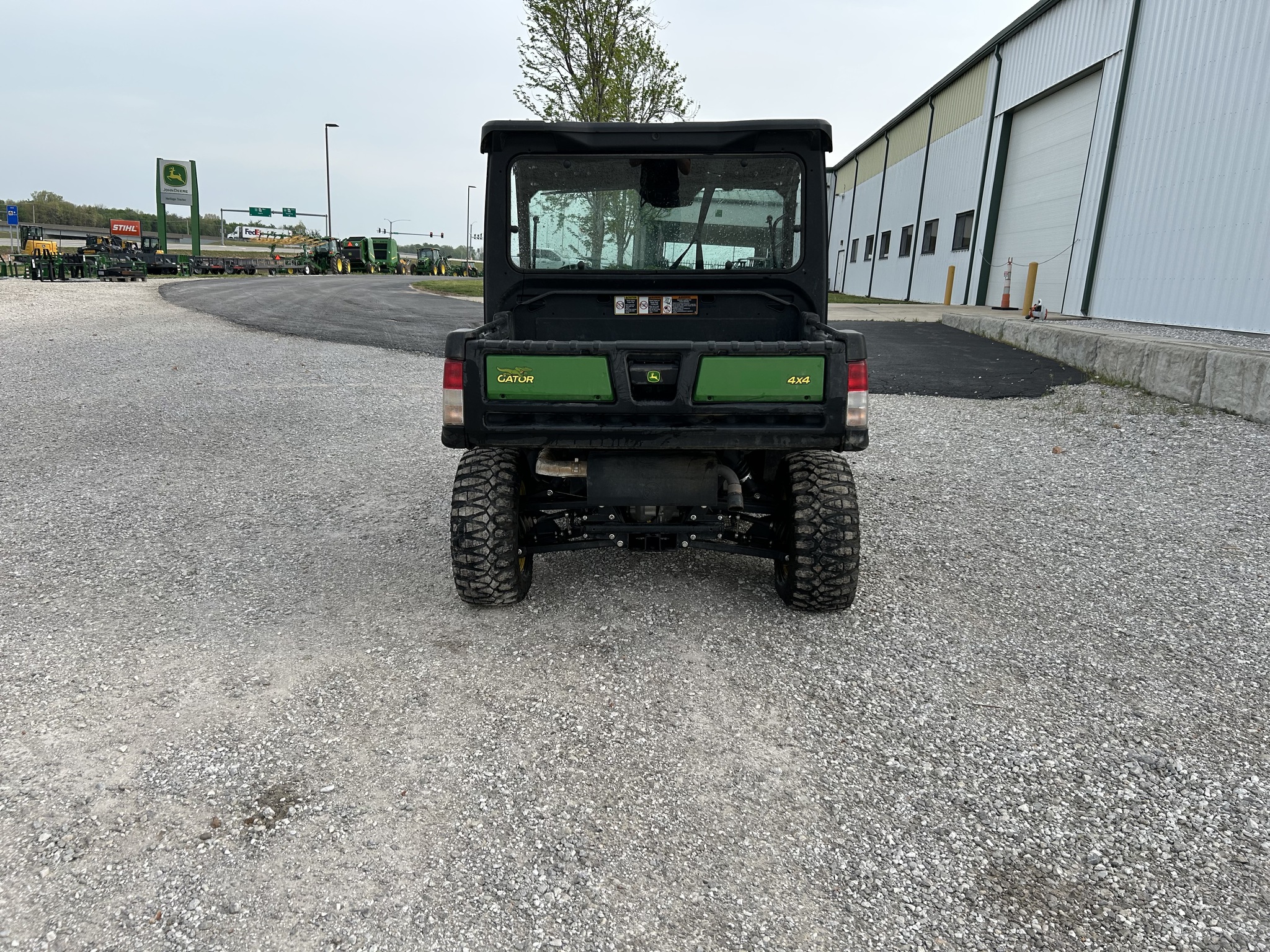  2023 John Deere XUV 835M at Heritage Tractor in Joplin, MO