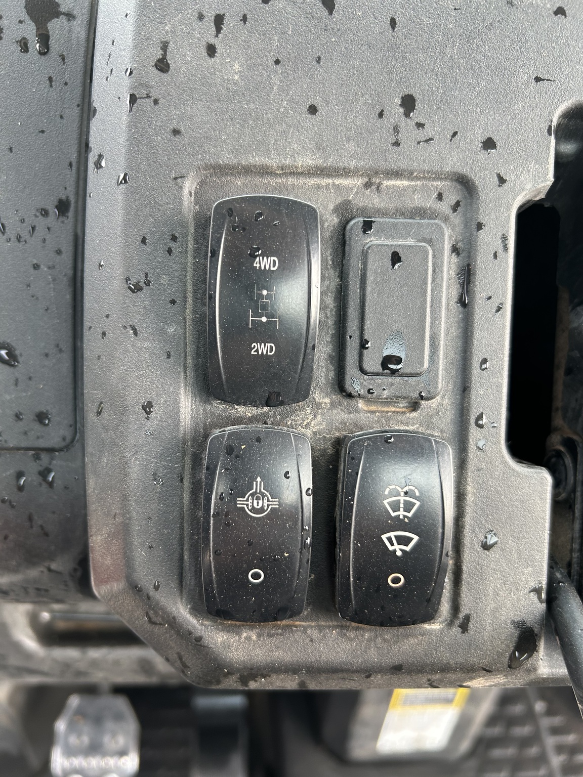  2023 John Deere XUV 835M at Heritage Tractor in Joplin, MO