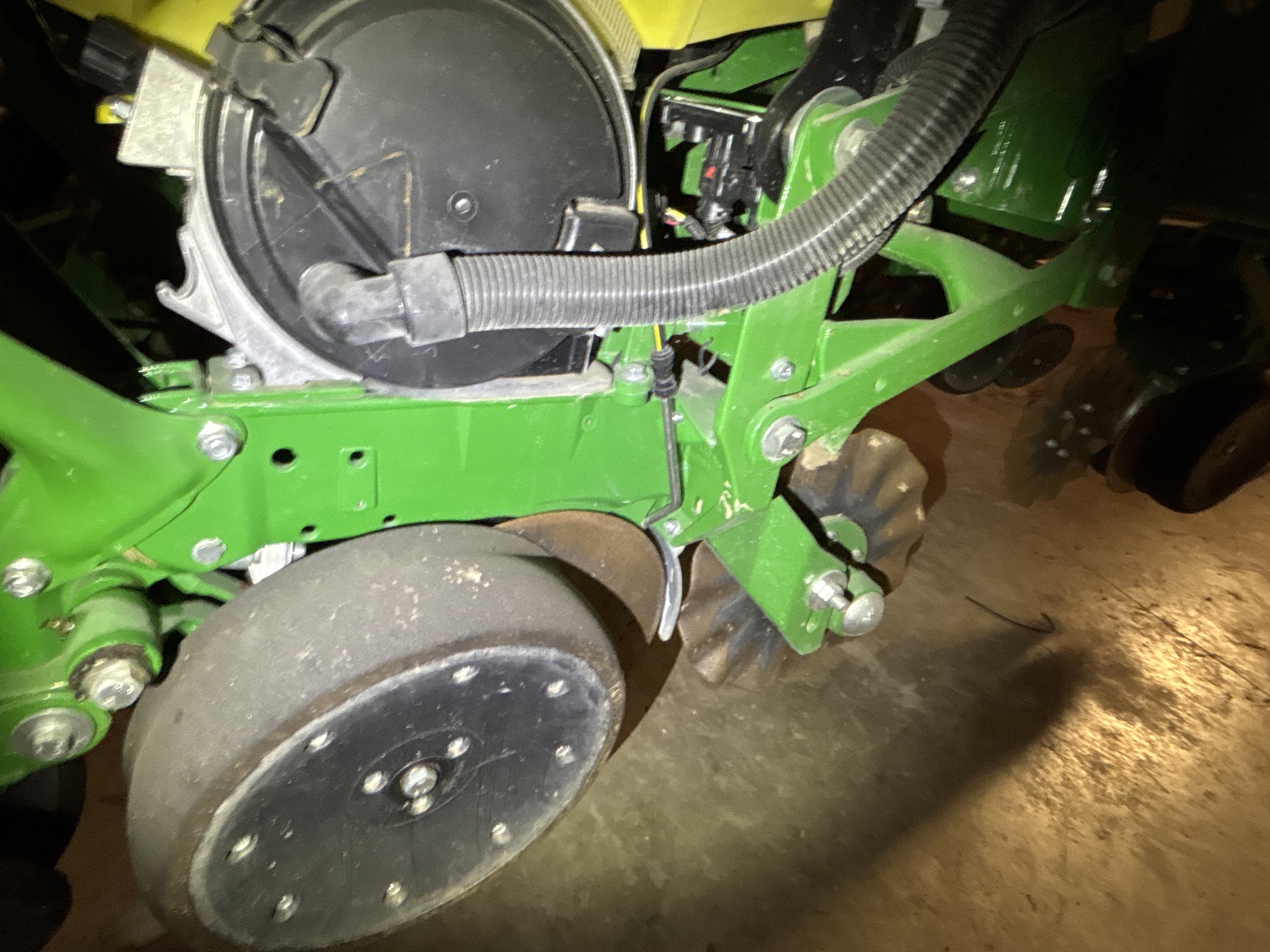 Used 2024 John Deere 1775 Planters: Drawn at Koenig Equipment in Anna, OH - PhotoXL6