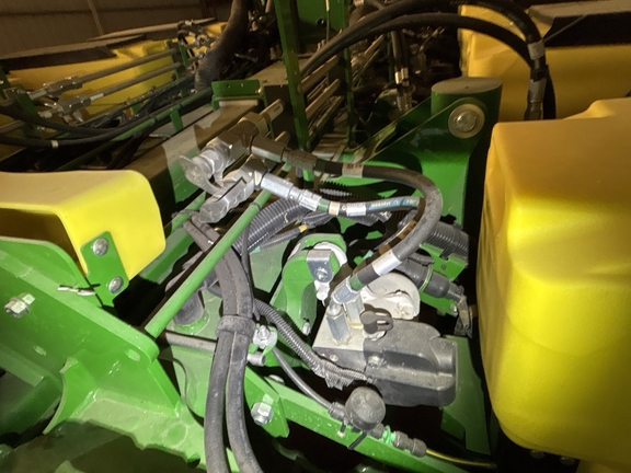 Used 2024 John Deere 1775 Planters: Drawn at Koenig Equipment in Anna, OH - Photo9