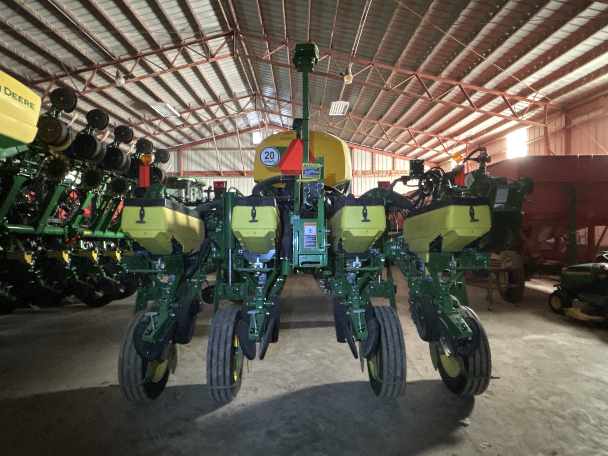 Used 2024 John Deere 1775 Planters: Drawn at Koenig Equipment in Anna, OH - PhotoXL4