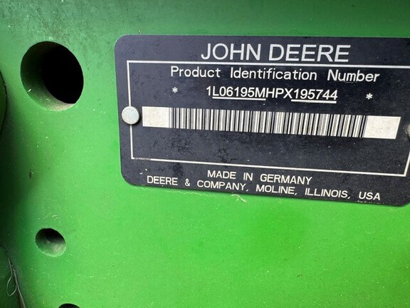 Used 2023 John Deere 6195M Row Crop Tractors at Horizon Ag & Turf in Warburg, AB - Photo12
