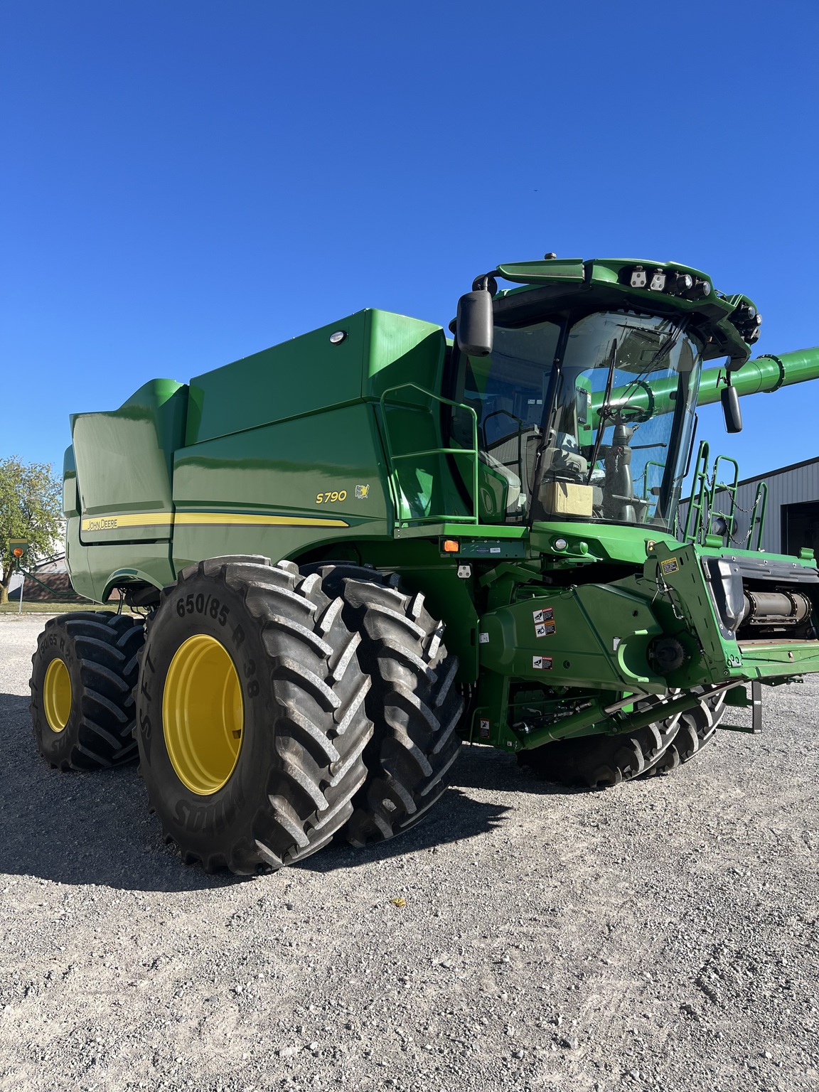 2024 John Deere S790 Image 4