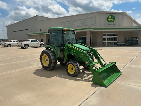 2011 John Deere 4720 Image 2