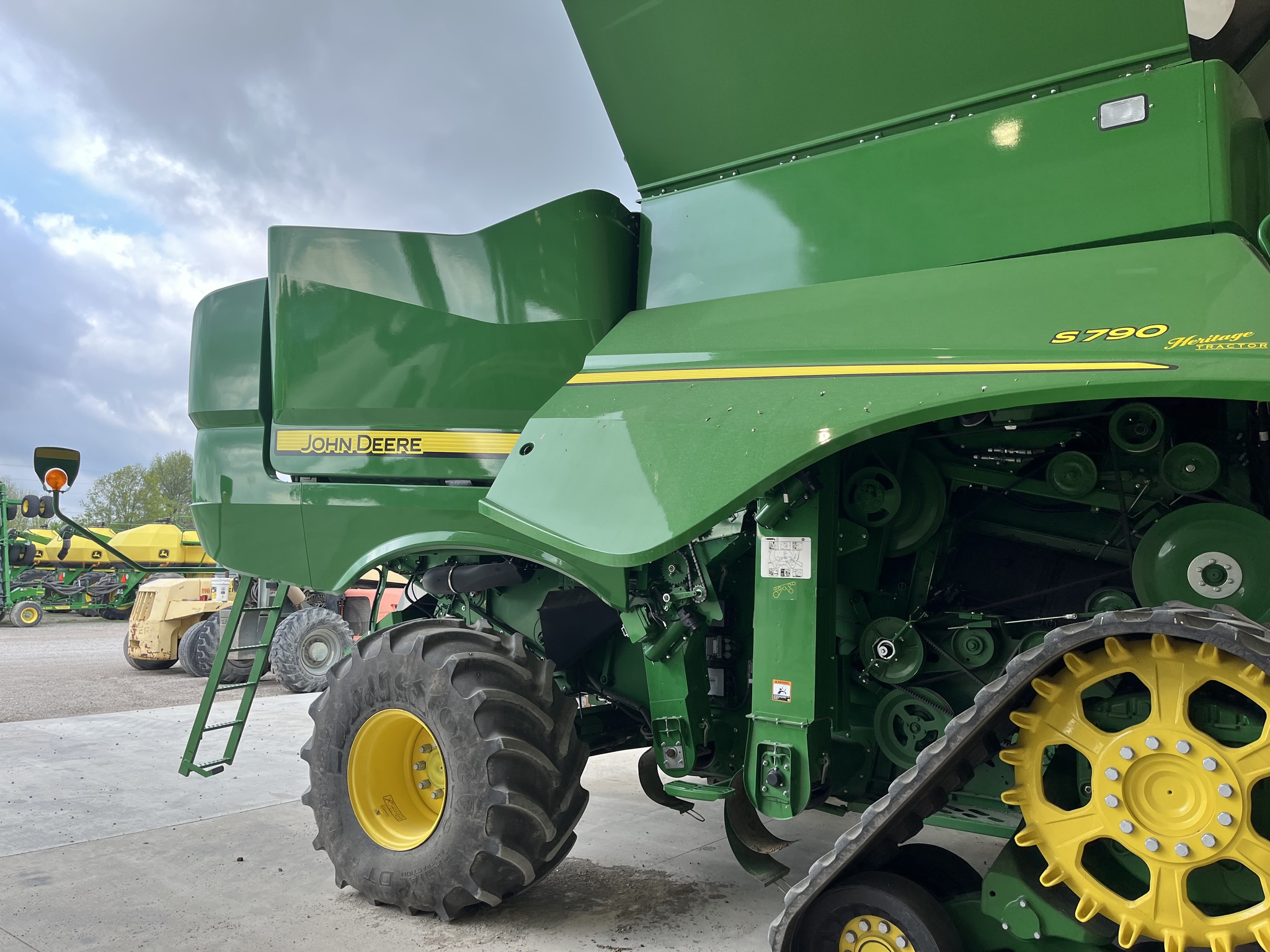  2021 John Deere S790 at Heritage Tractor in Pittsburg, KS