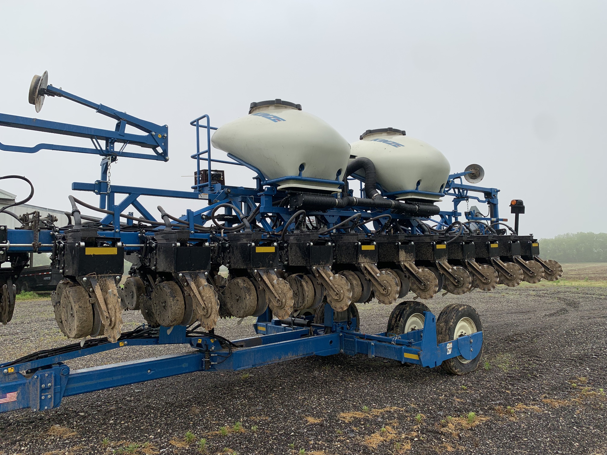2019 Kinze 3600 Image 12