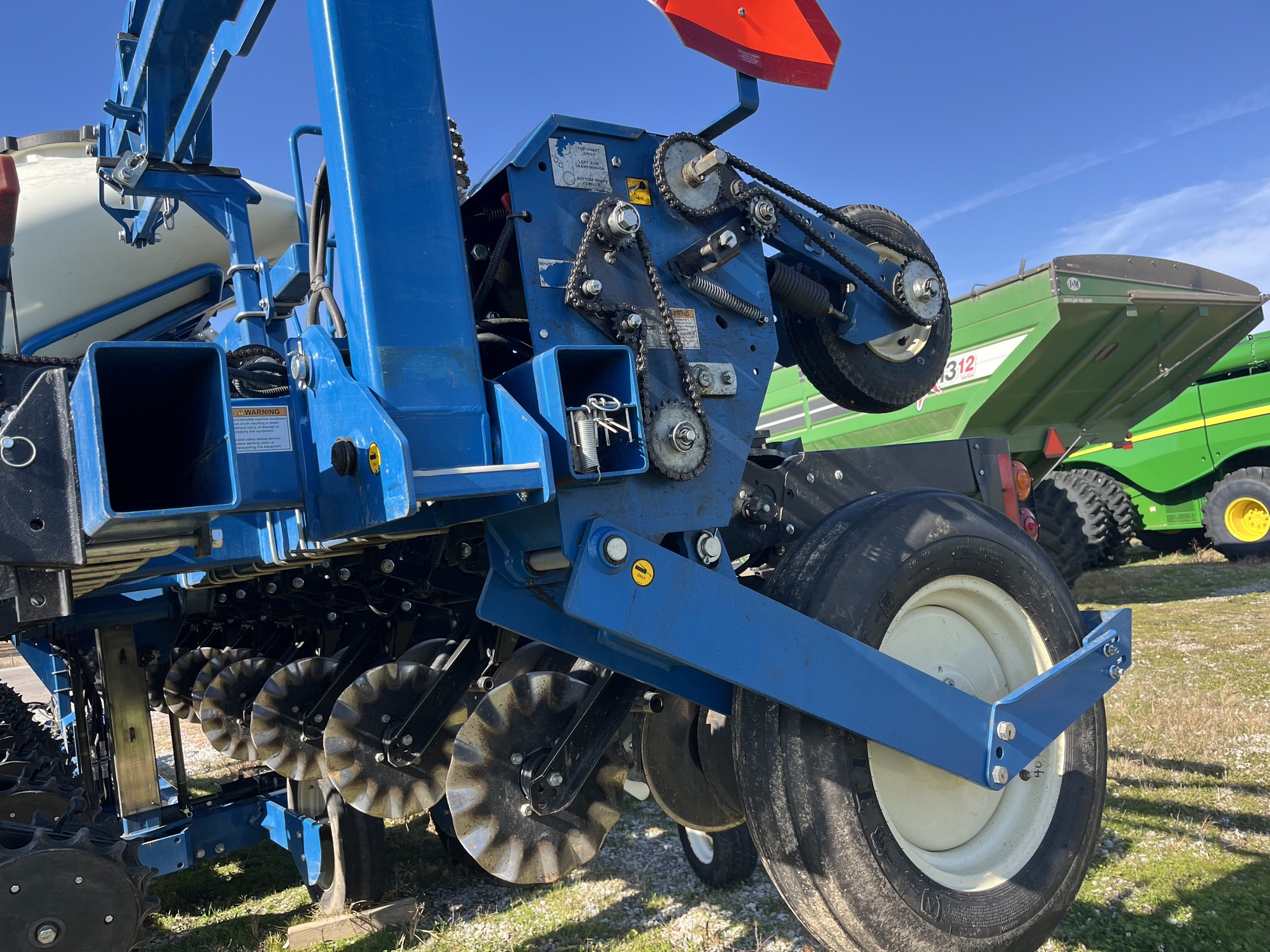 2019 Kinze 3600 Image 10