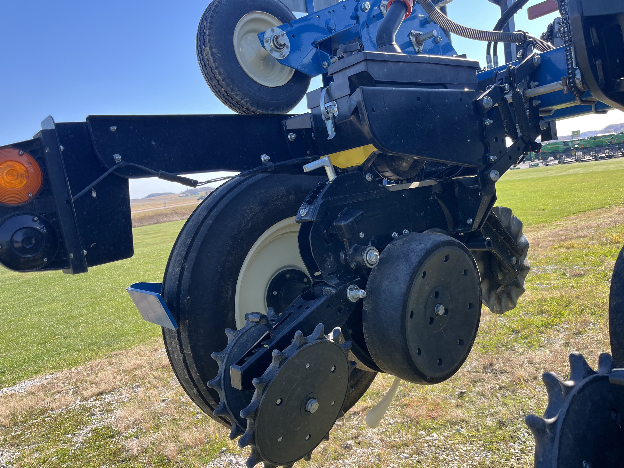2019 Kinze 3600 Image 24
