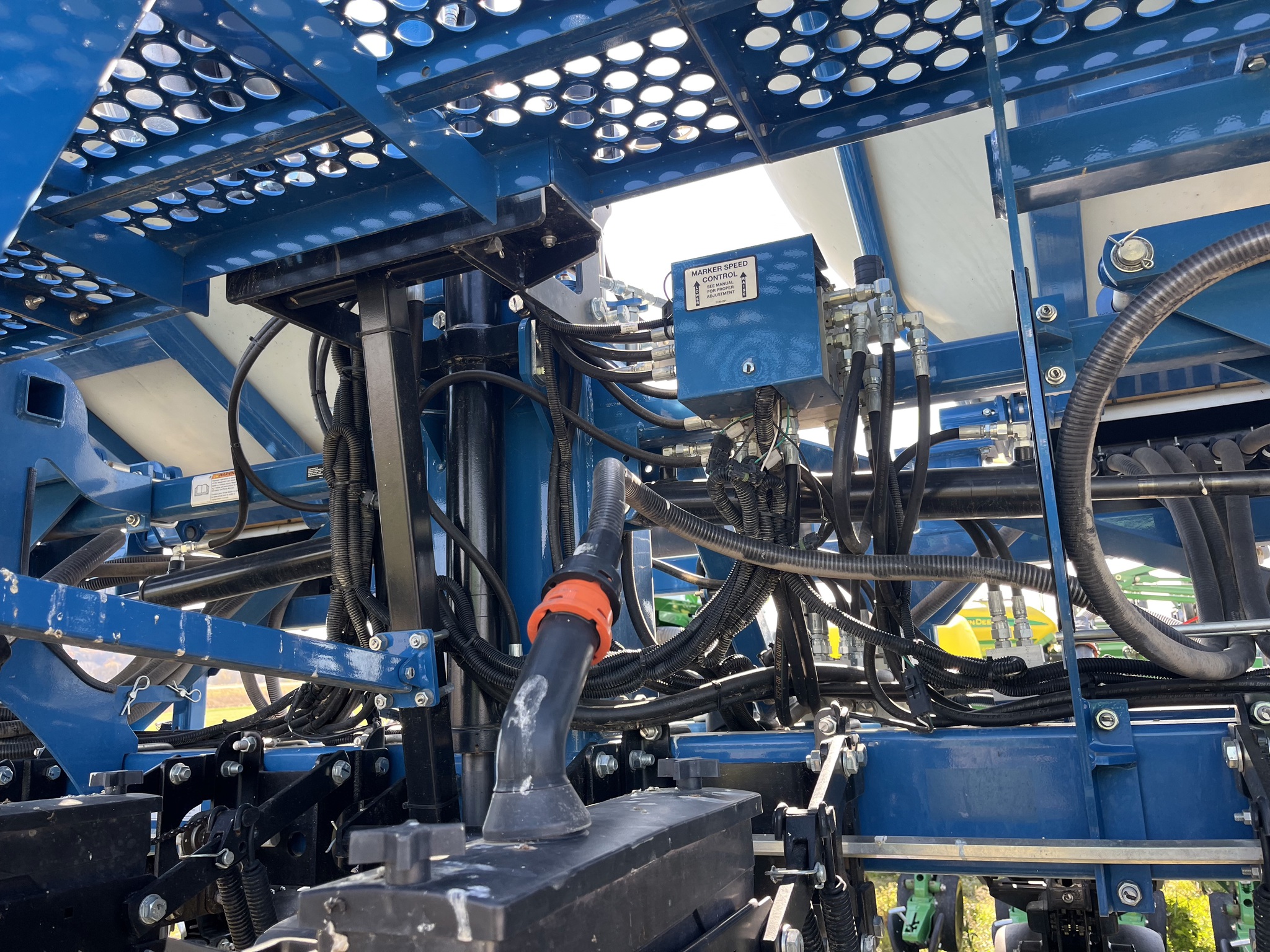 2019 Kinze 3600 Image 25