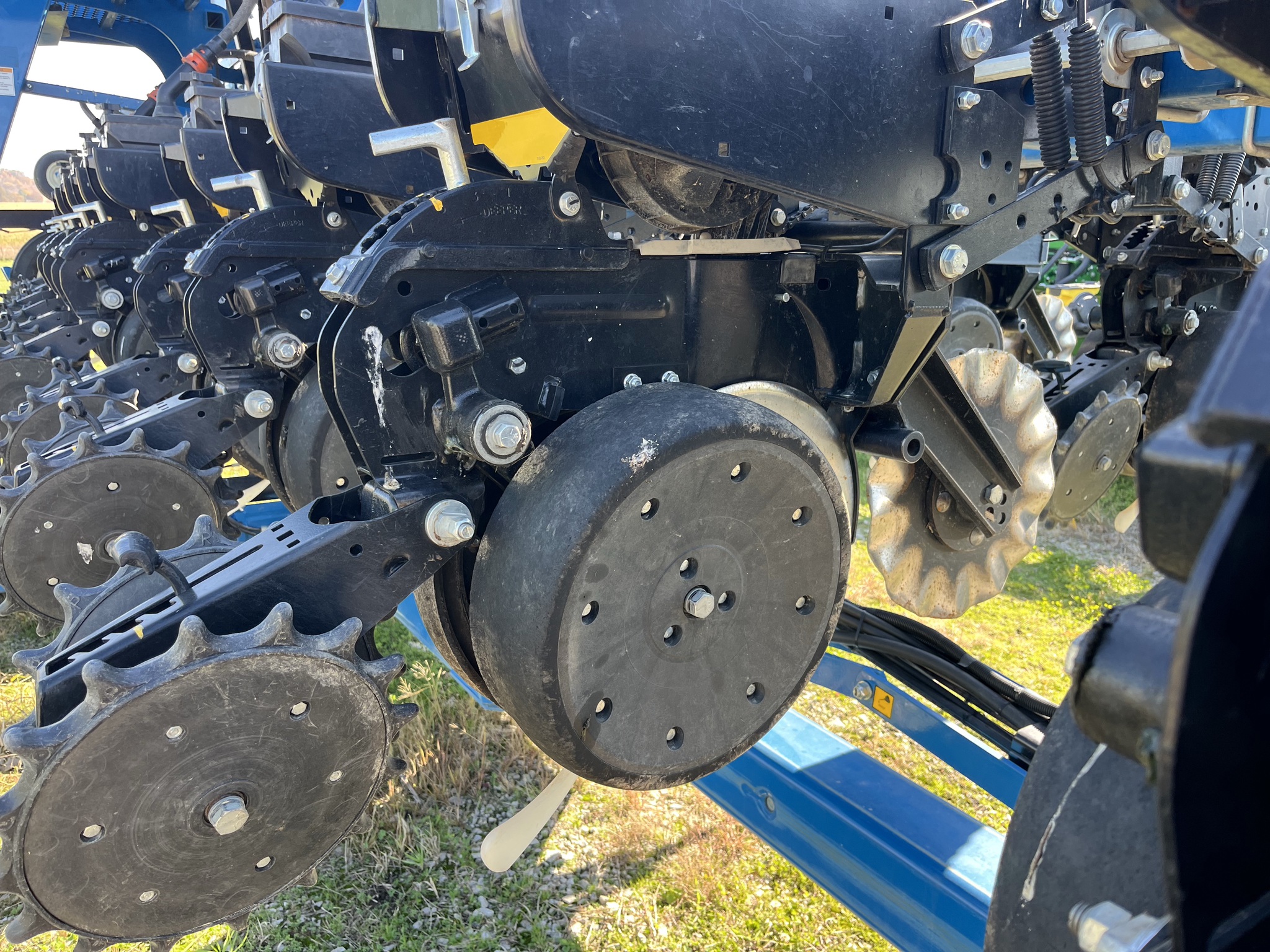2019 Kinze 3600 Image 26