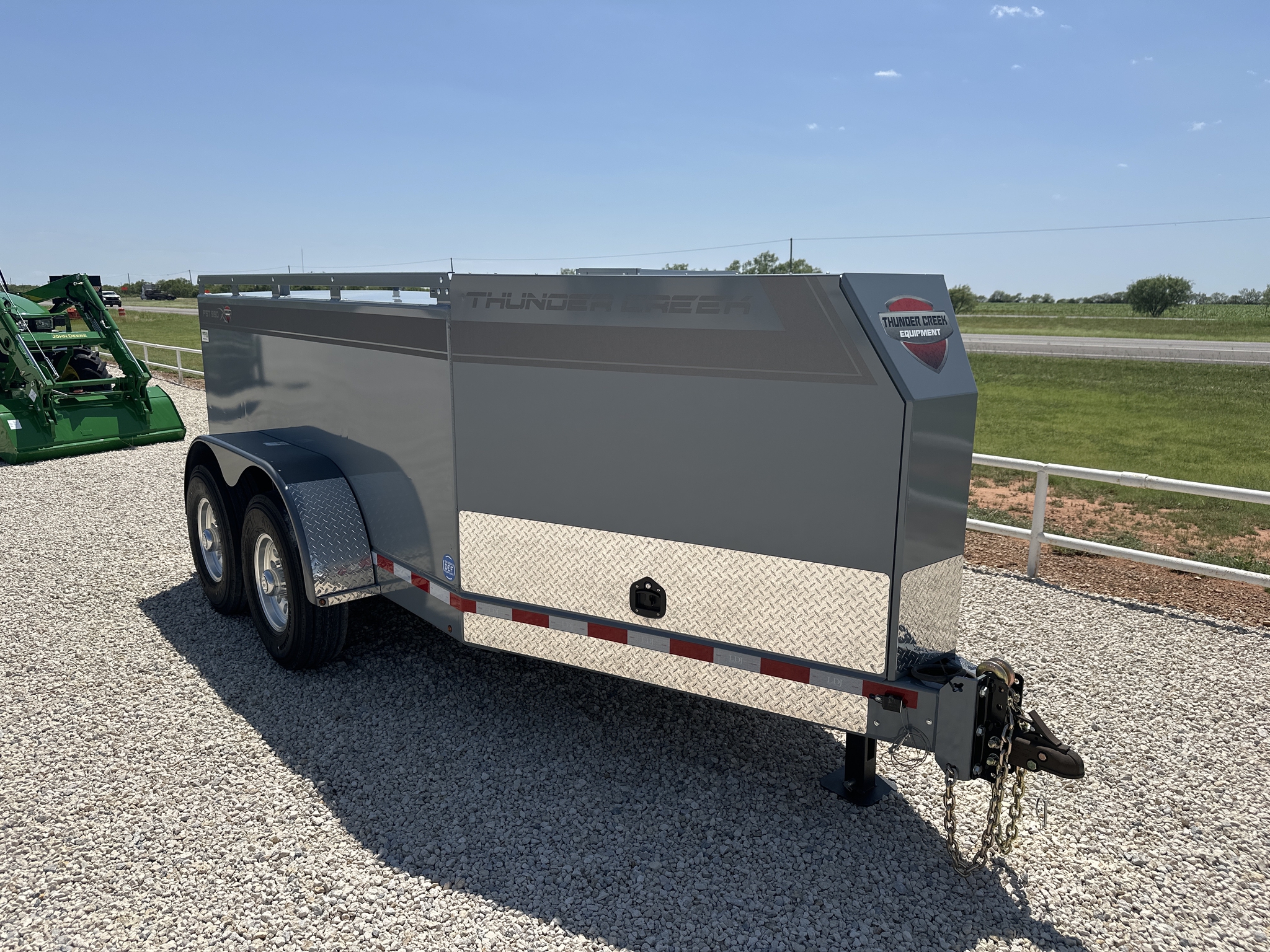 2023 Thunder Creek FST990 Image 2