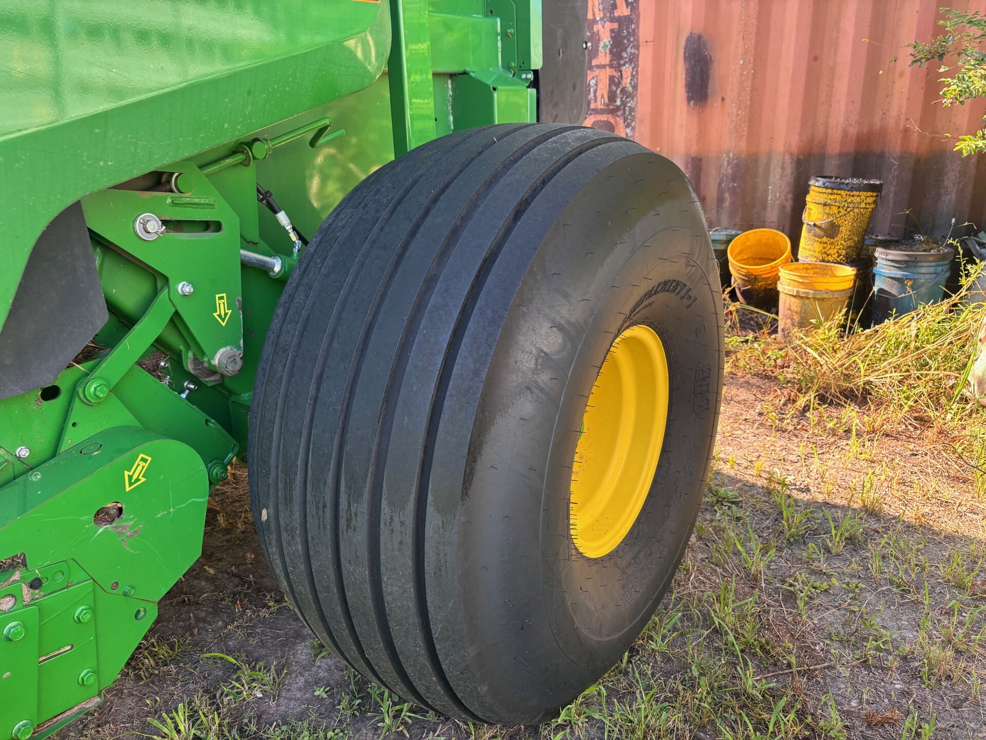 2023 John Deere 560M Image 35