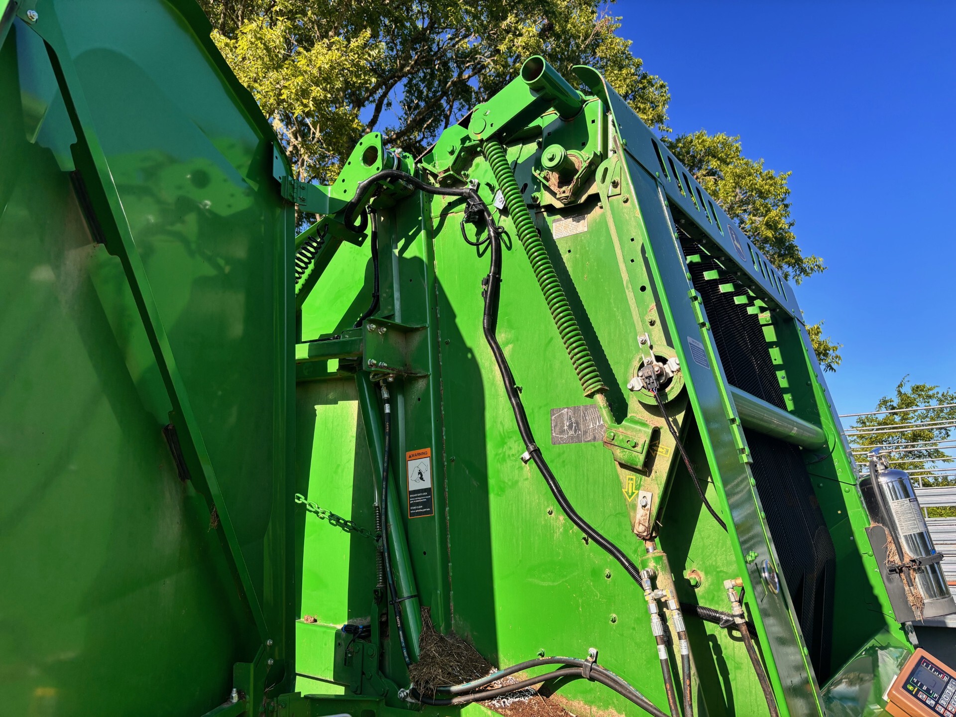 2023 John Deere 560M Image 26