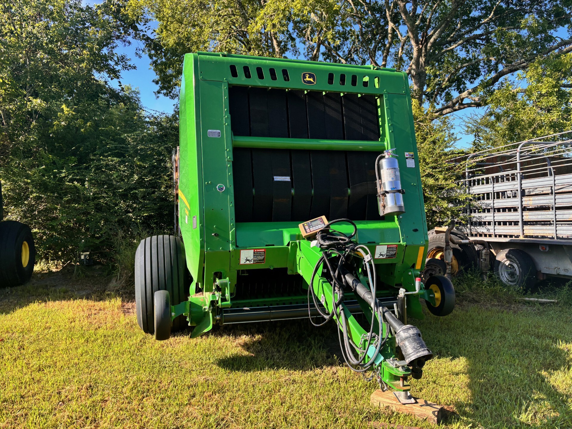 2023 John Deere 560M Image 6