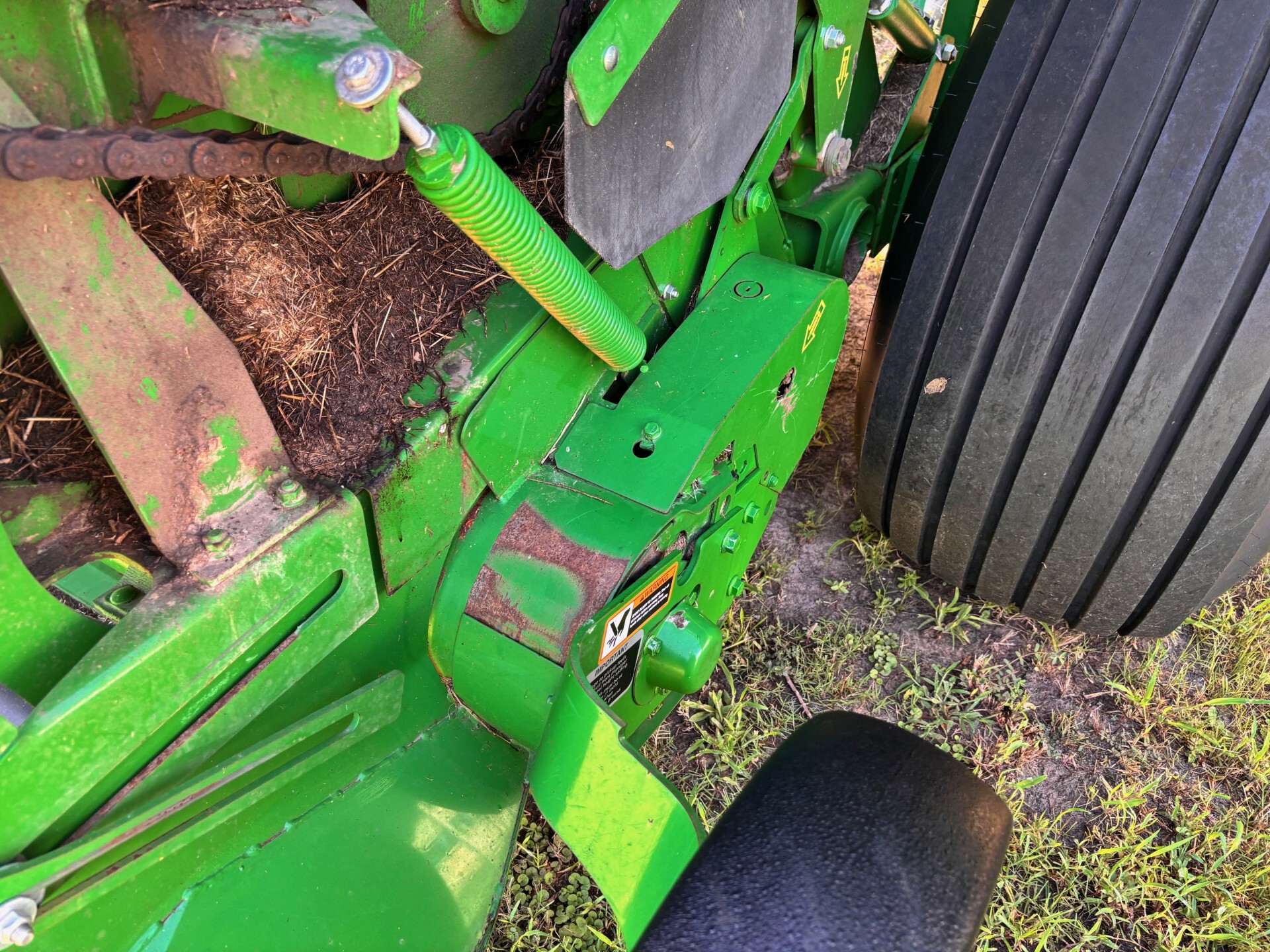 2023 John Deere 560M Image 34
