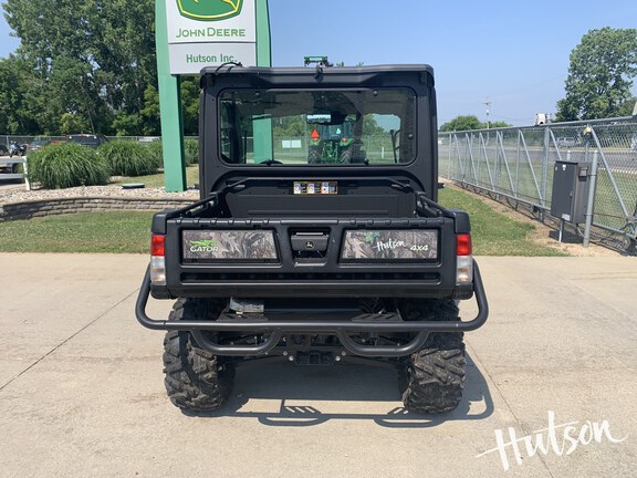 Photo of 2024 John Deere XUV 835R