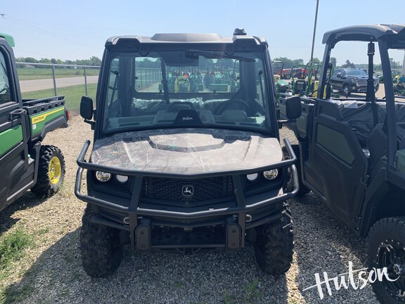 Photo of 2024 John Deere XUV 835R